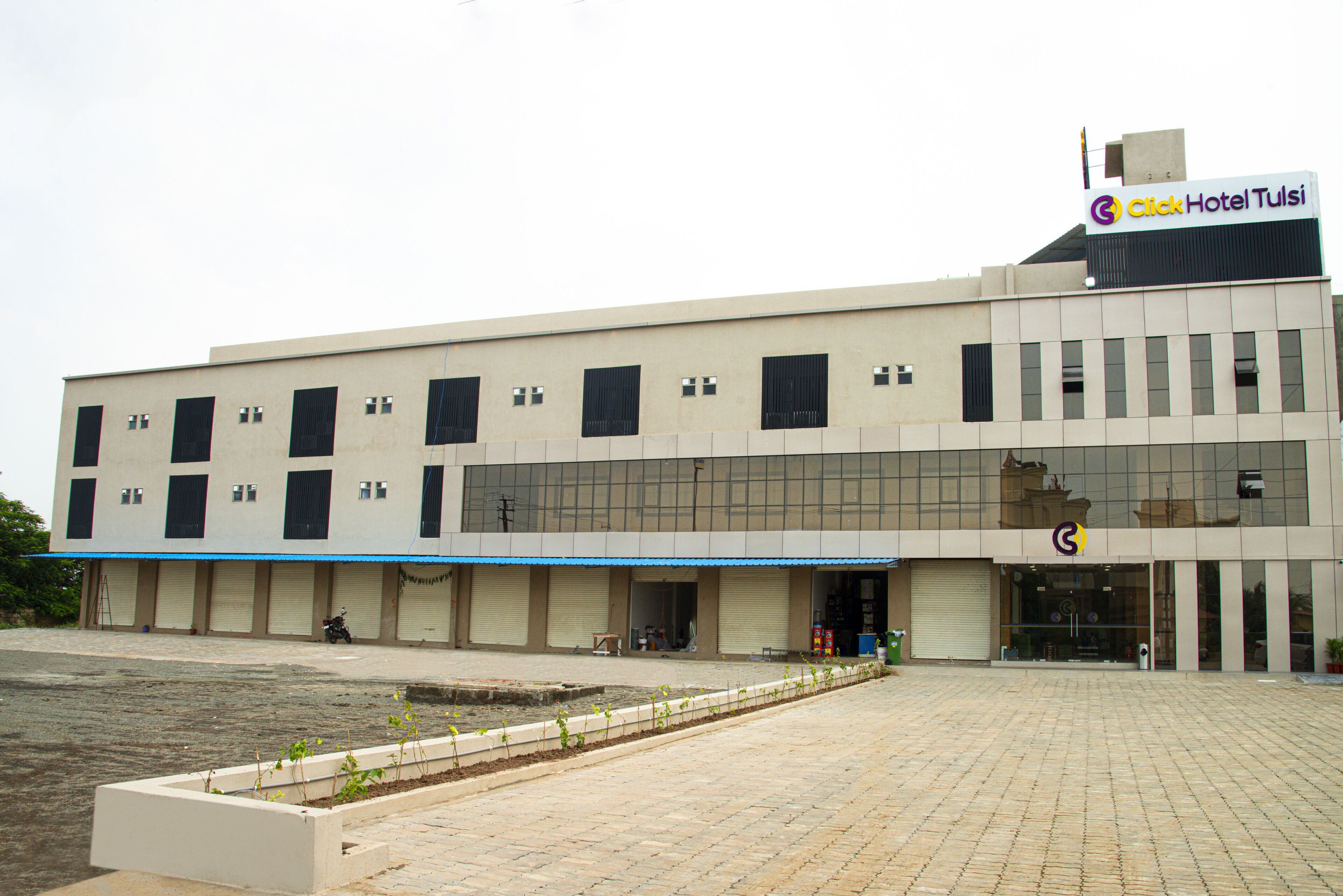 Click Hotel Tulsi