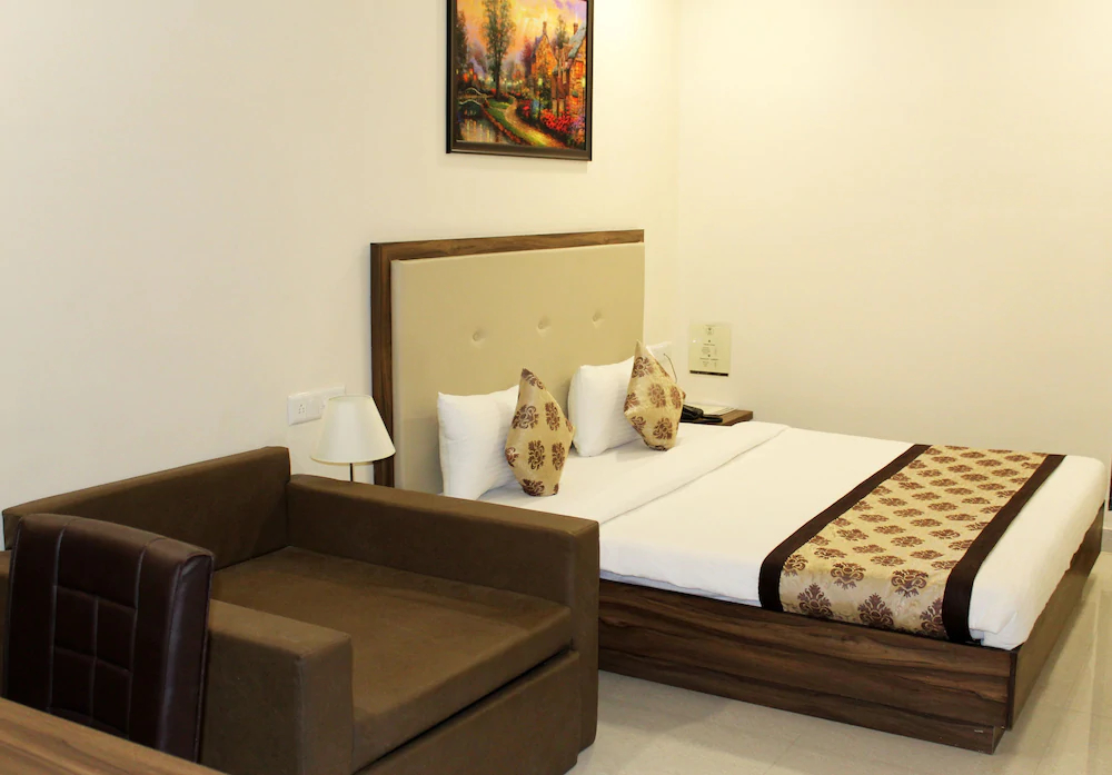 Eco Inn Hotel