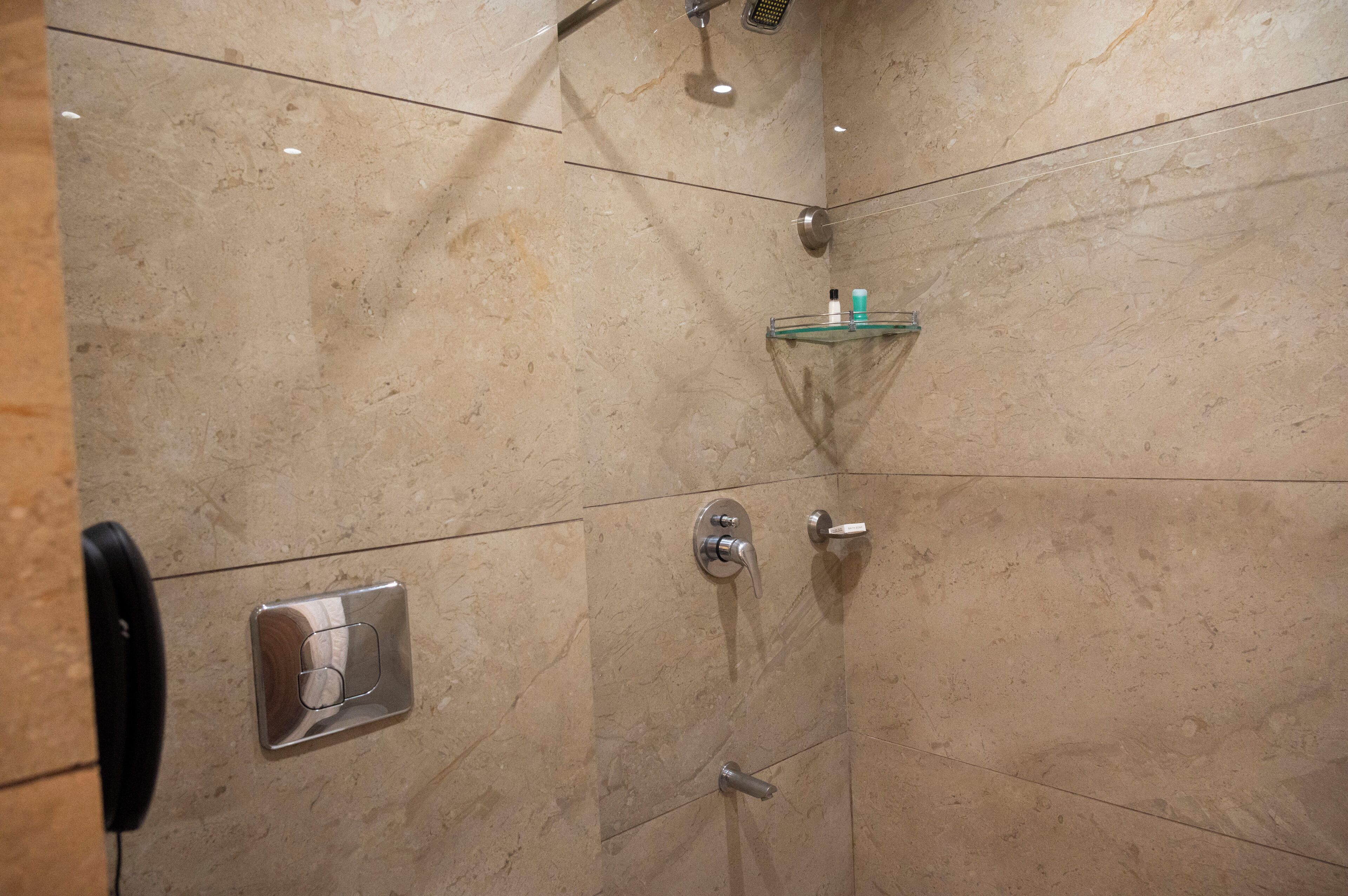 Raaj Svastik Inn