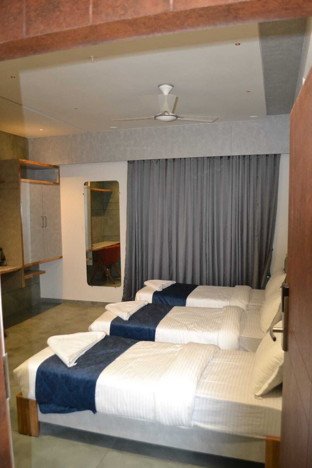 Hotel Sweet Time Restaurant Banquet & Rooms