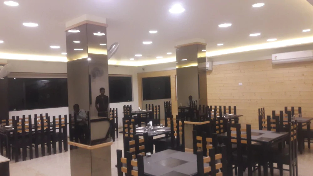 Tree Top Residency by OYO Rooms