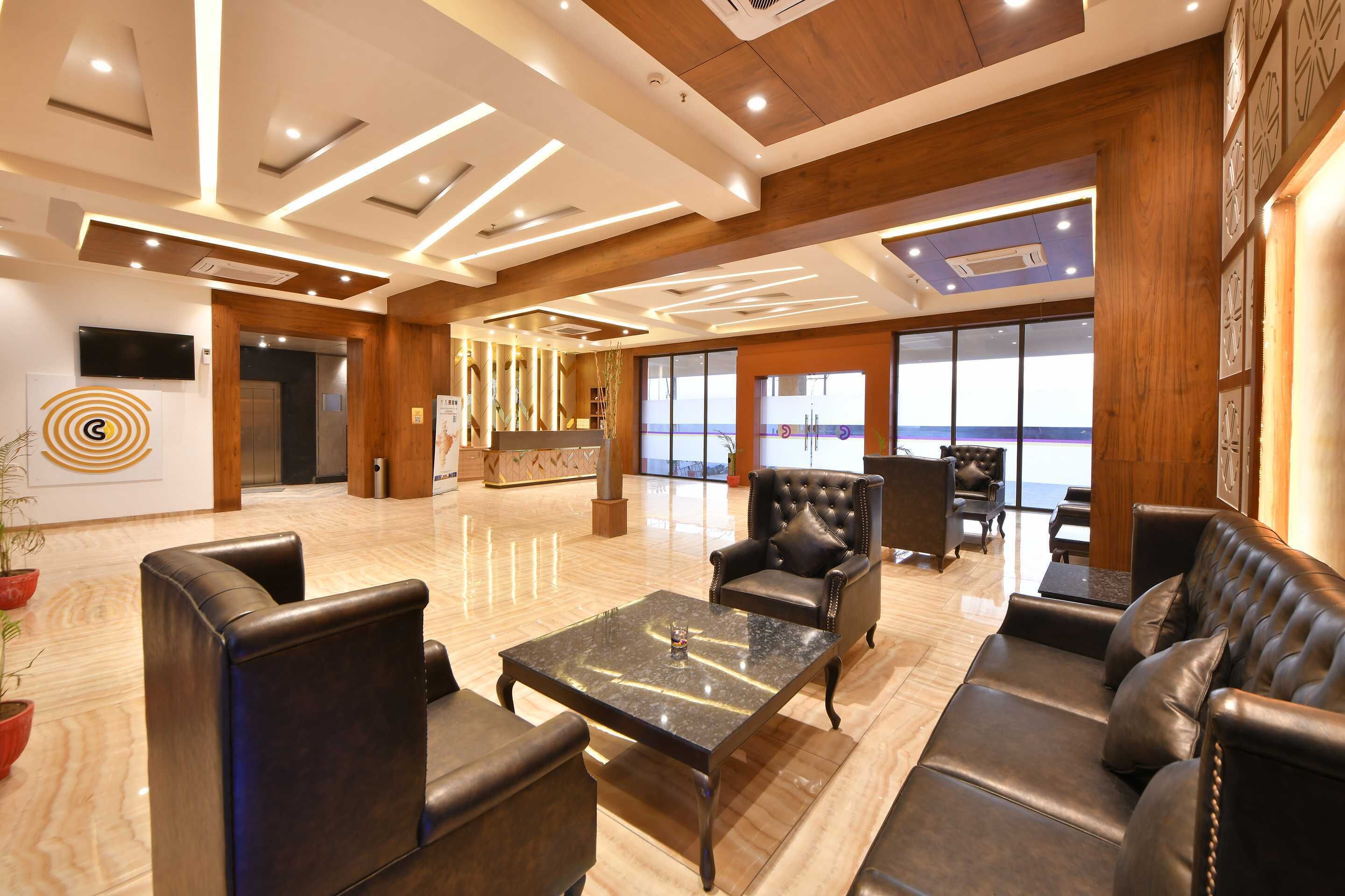 Clubhouse Hotel Morbi