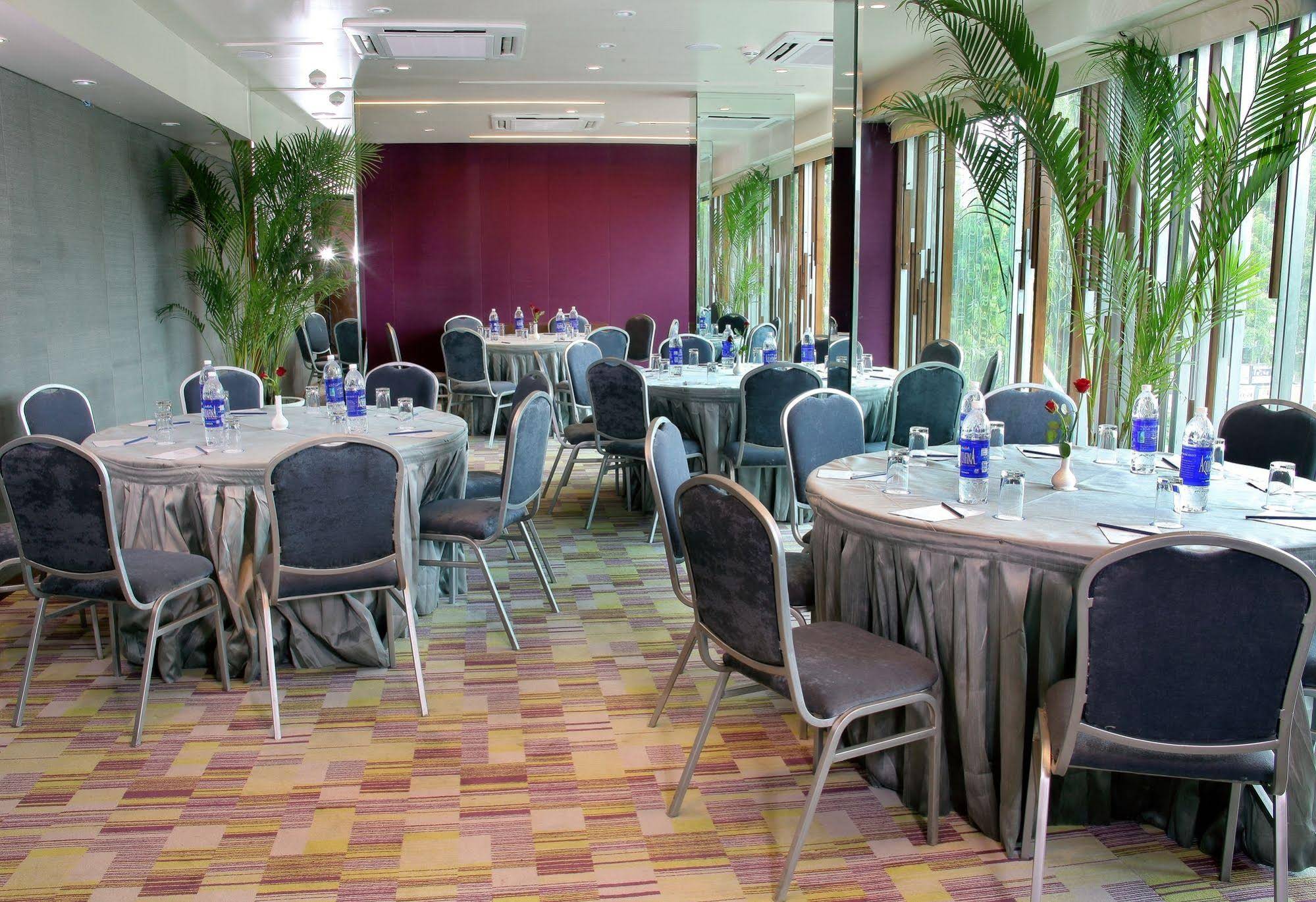 Marasa Sarovar Portico