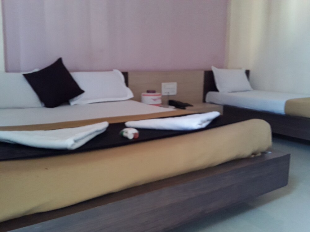 Hotel Somnath Atithigruh