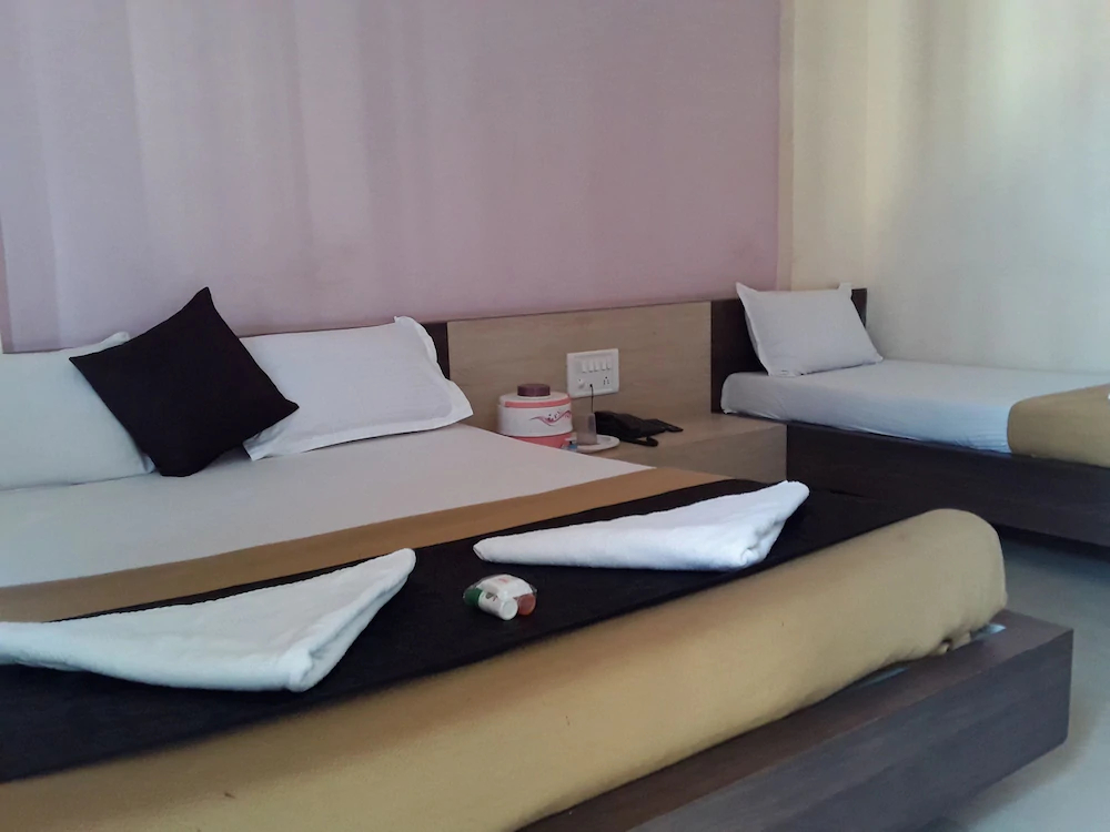 Hotel Somnath Atithigruh