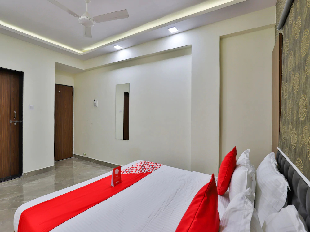Hotel Saineel by OYO Rooms