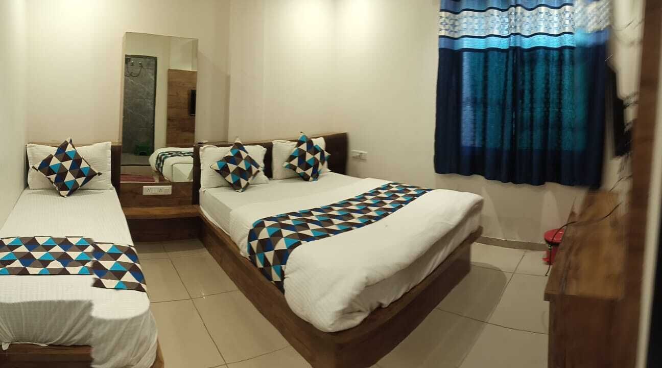 Hotel Mansarovar