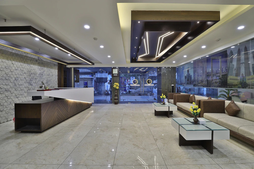 Hotel Orbit