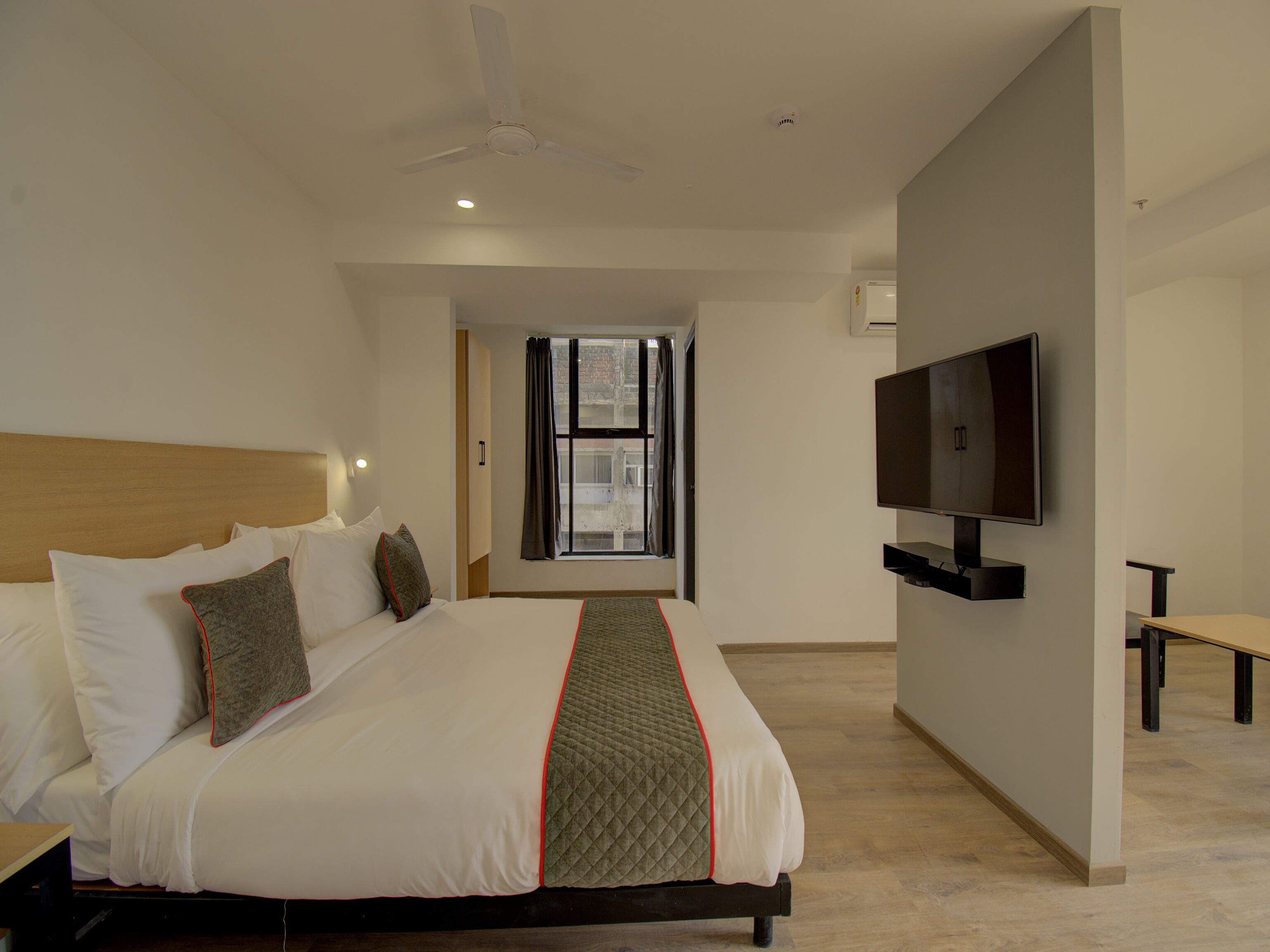 OYO Townhouse 170 Shagun Hotel