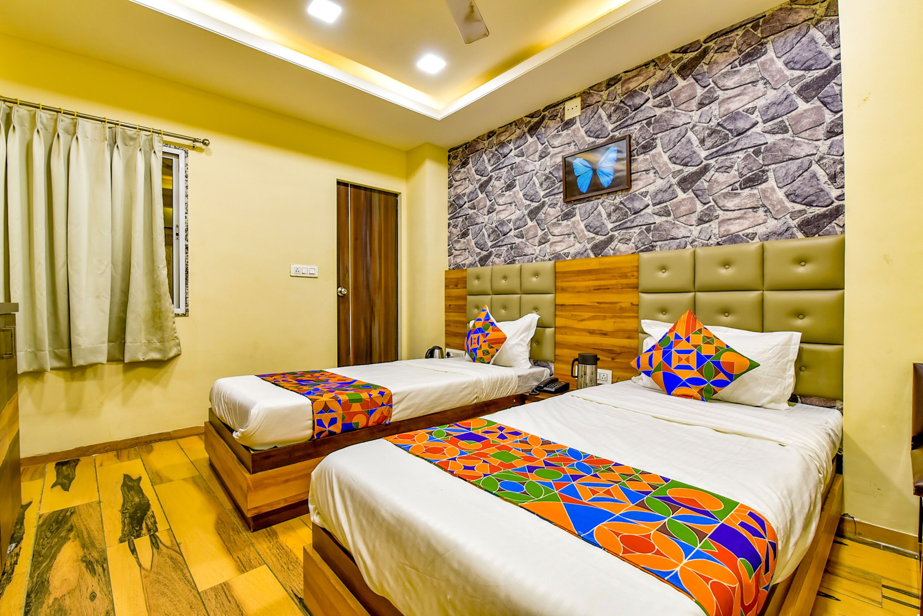 Raj Palace I by FabHotel