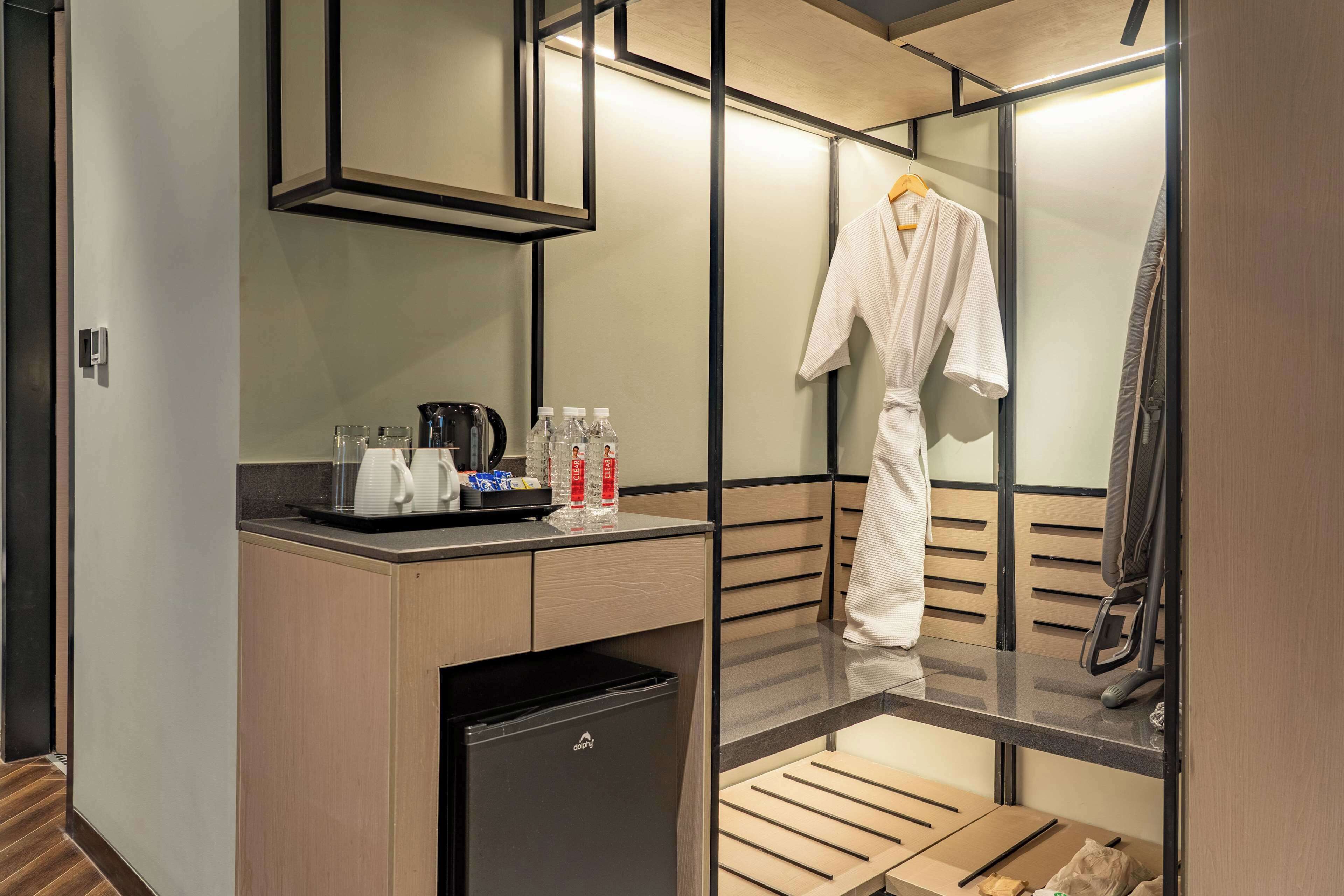 Ramada Encore By Wyndham Bhiwadi Phool Bagh Chowk