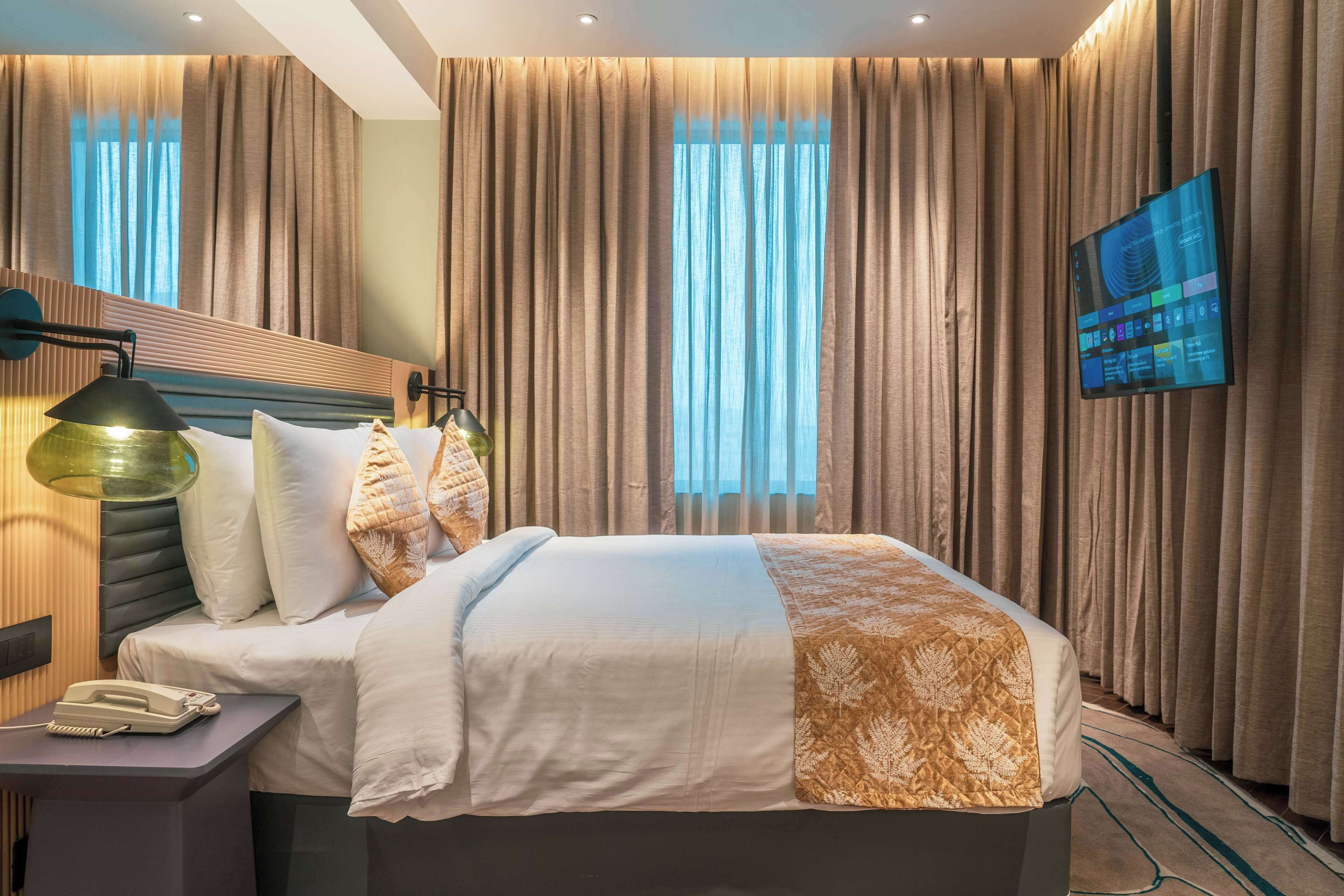 Ramada Encore By Wyndham Bhiwadi Phool Bagh Chowk