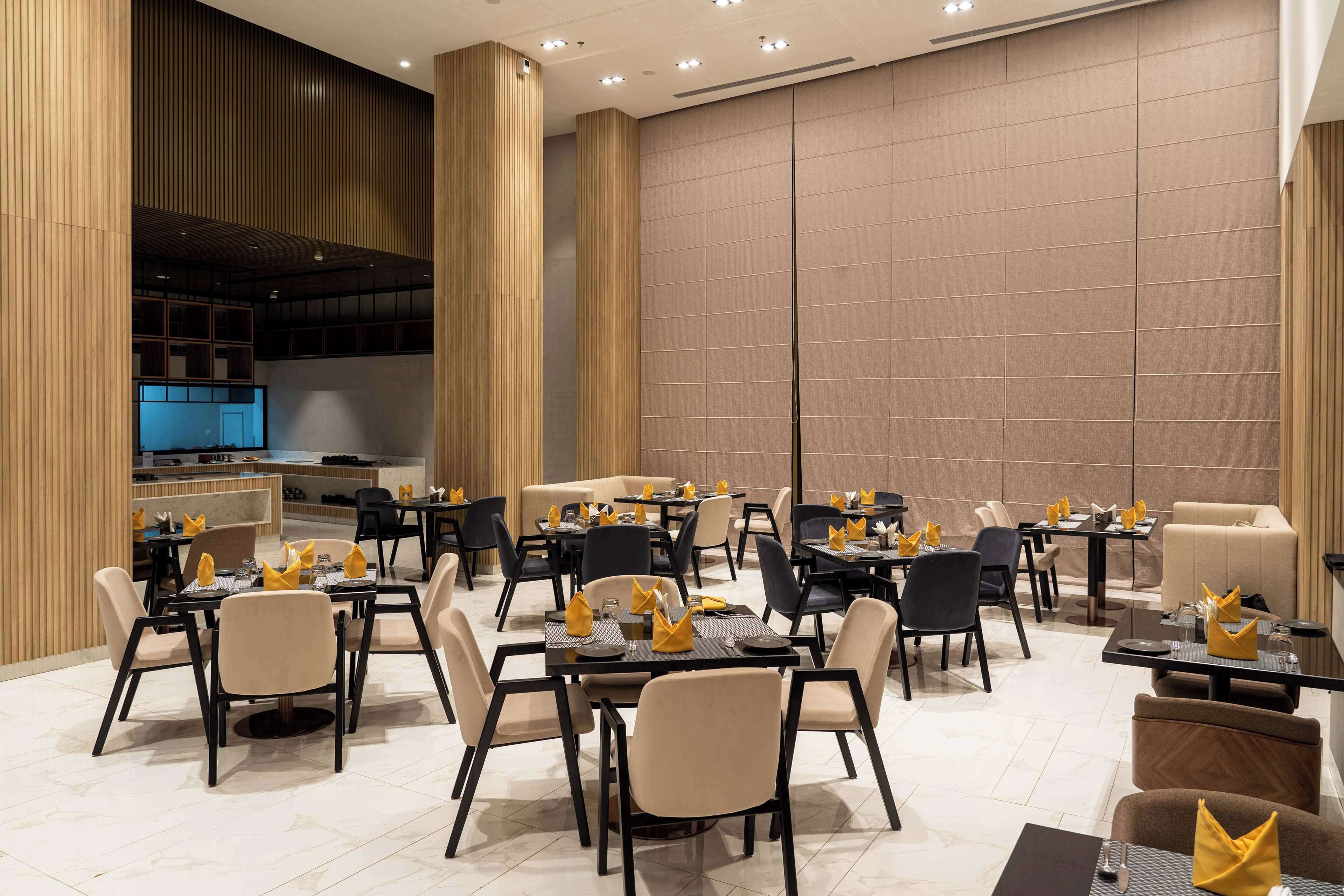 Ramada Encore By Wyndham Bhiwadi Phool Bagh Chowk