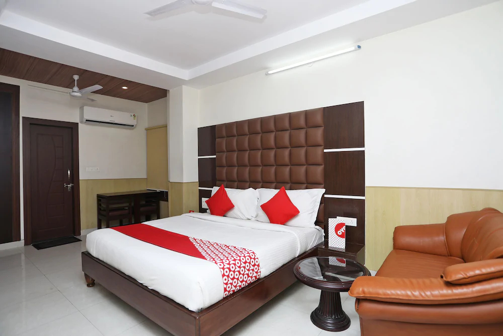 Hotel Razia Inn By OYO Rooms
