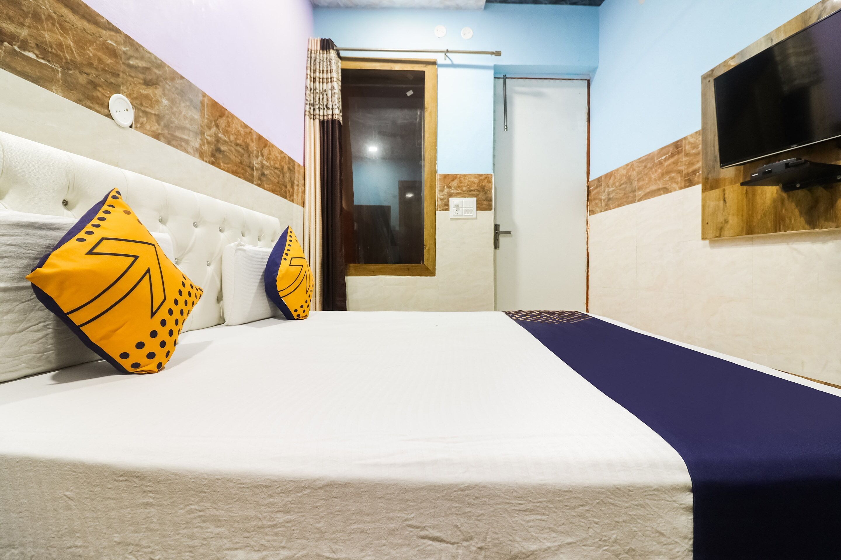 Yash Hotel by OYO Rooms