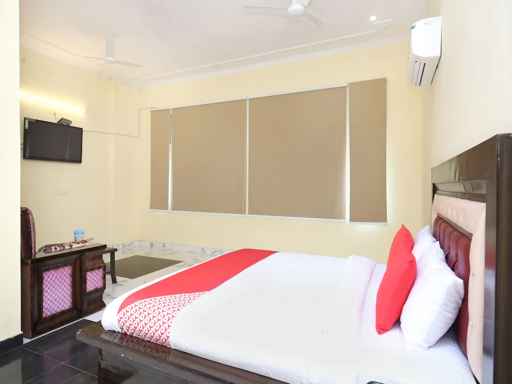 Hotel Sun View by OYO Rooms
