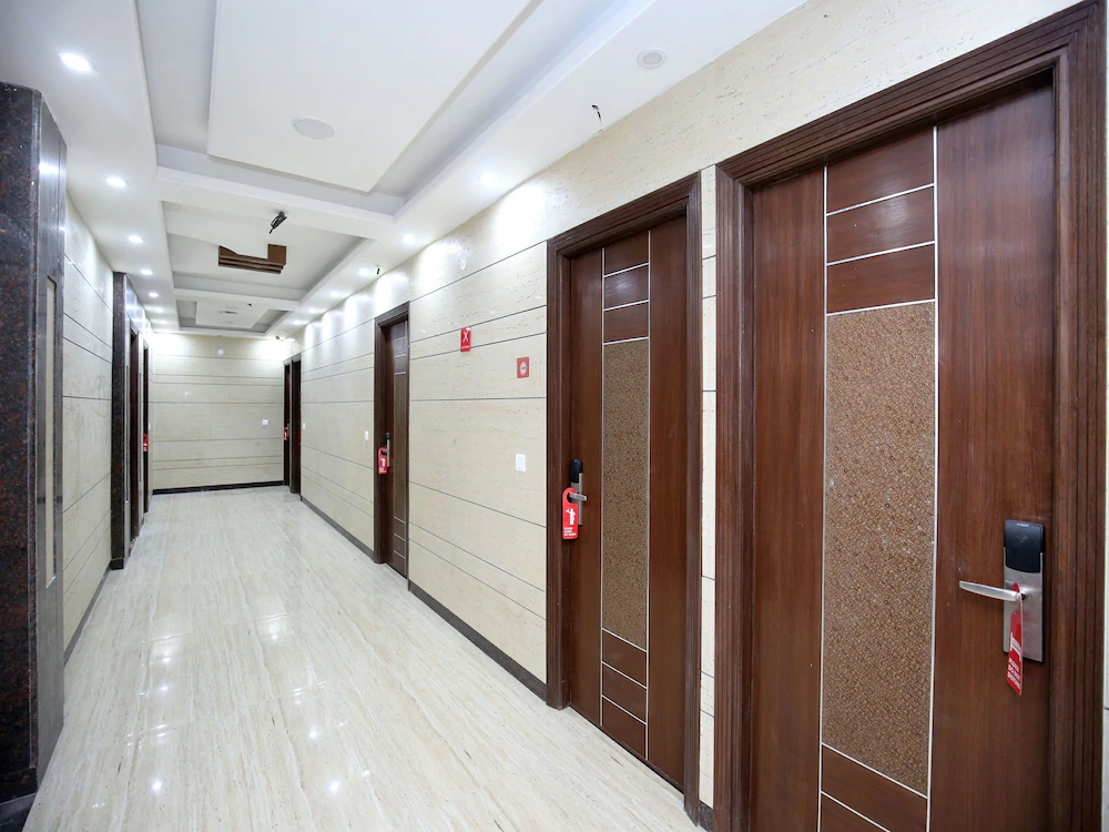 Park Royal by OYO Rooms