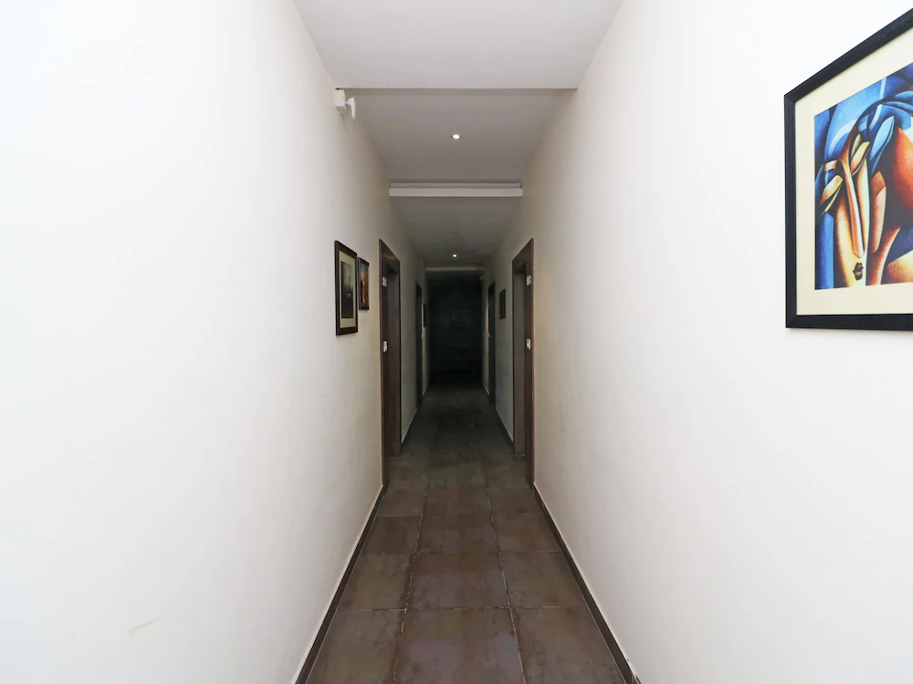 Hotel Parichay by OYO Rooms