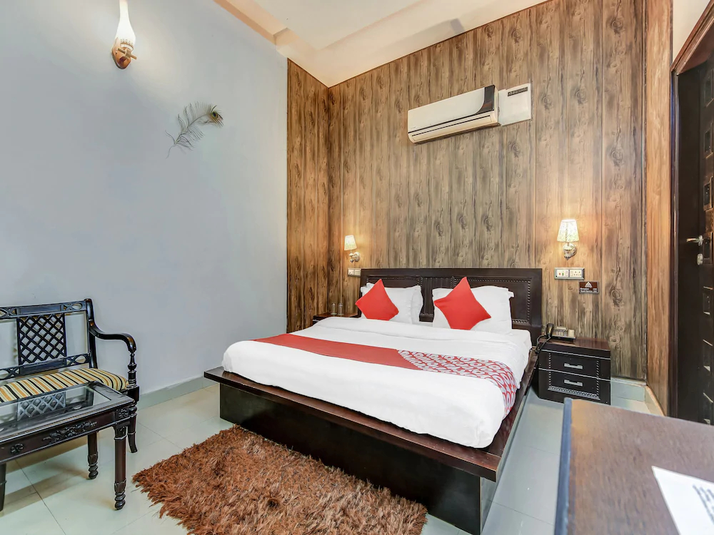 Hotel Deep by OYO Rooms