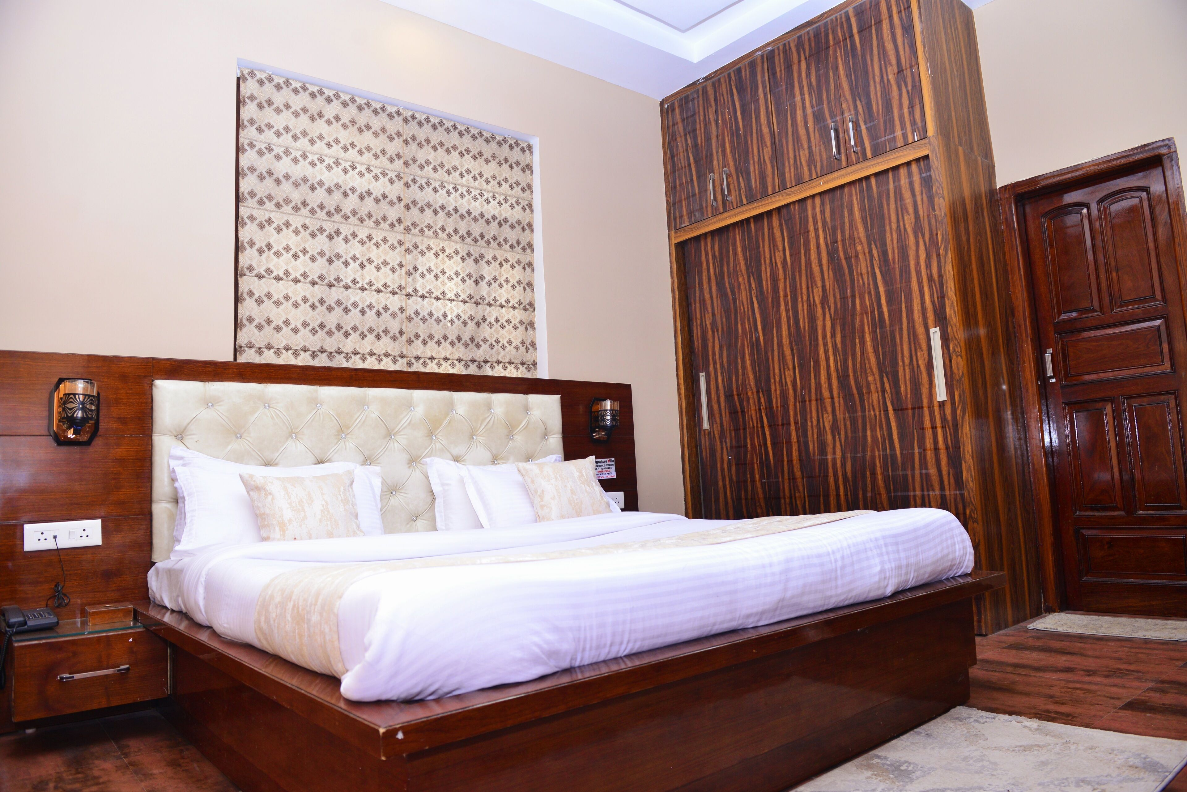 Hotel Signature Villa