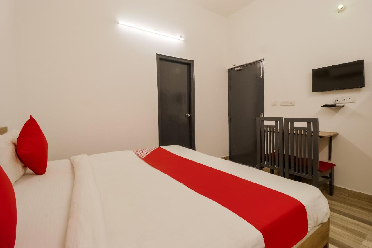Shree Naman Guest House by OYO Rooms