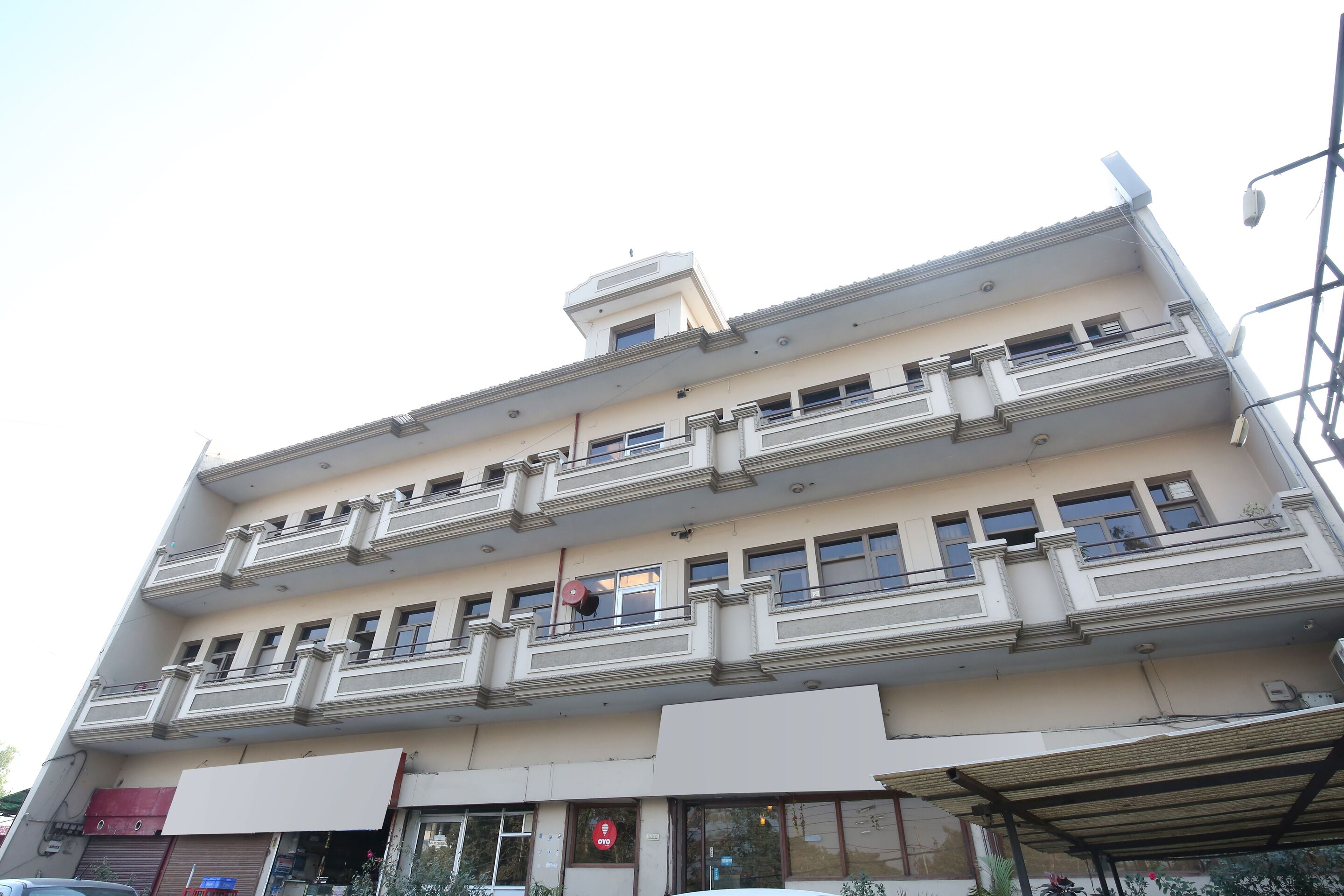 Comfort Inn by OYO Rooms