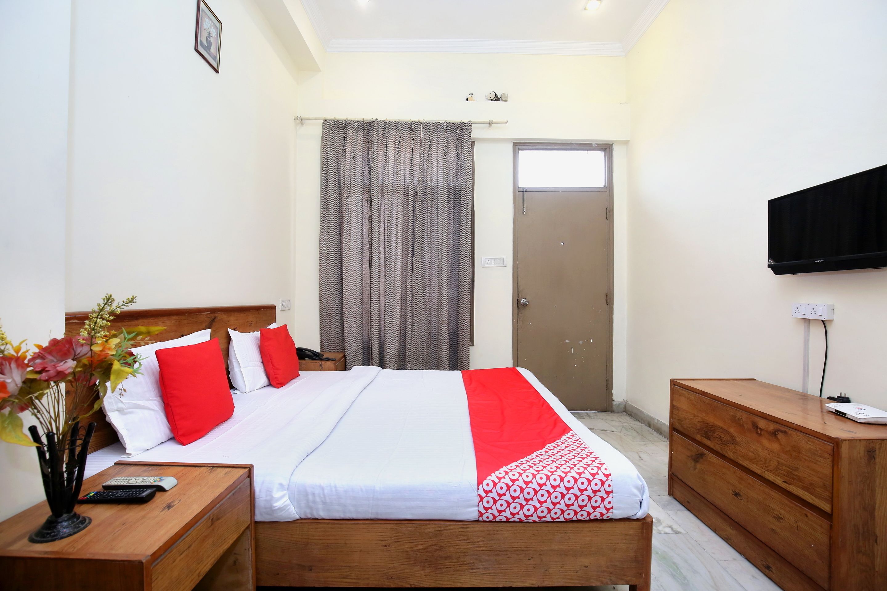 Comfort Inn by OYO Rooms