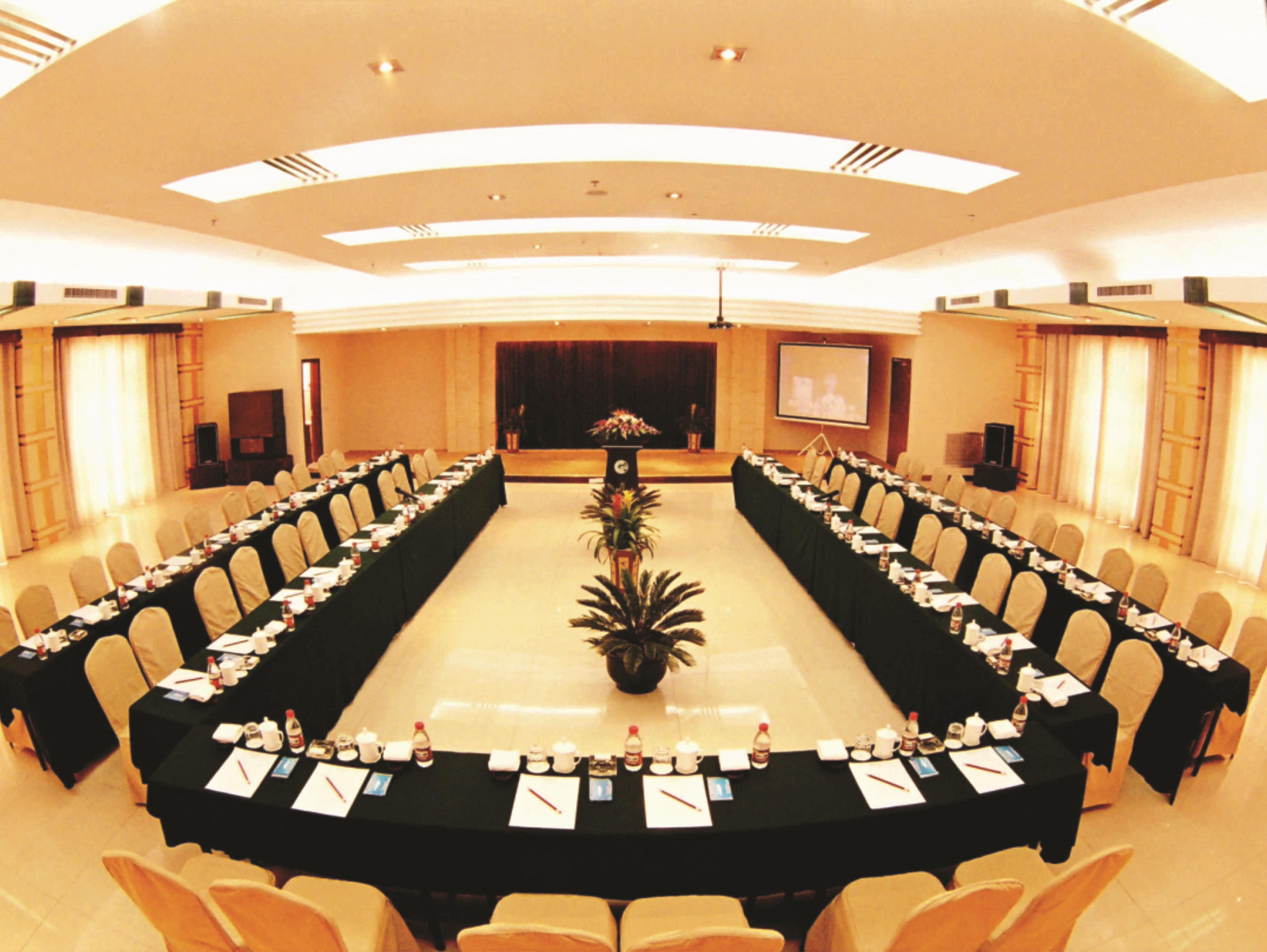 I-Square Hotel