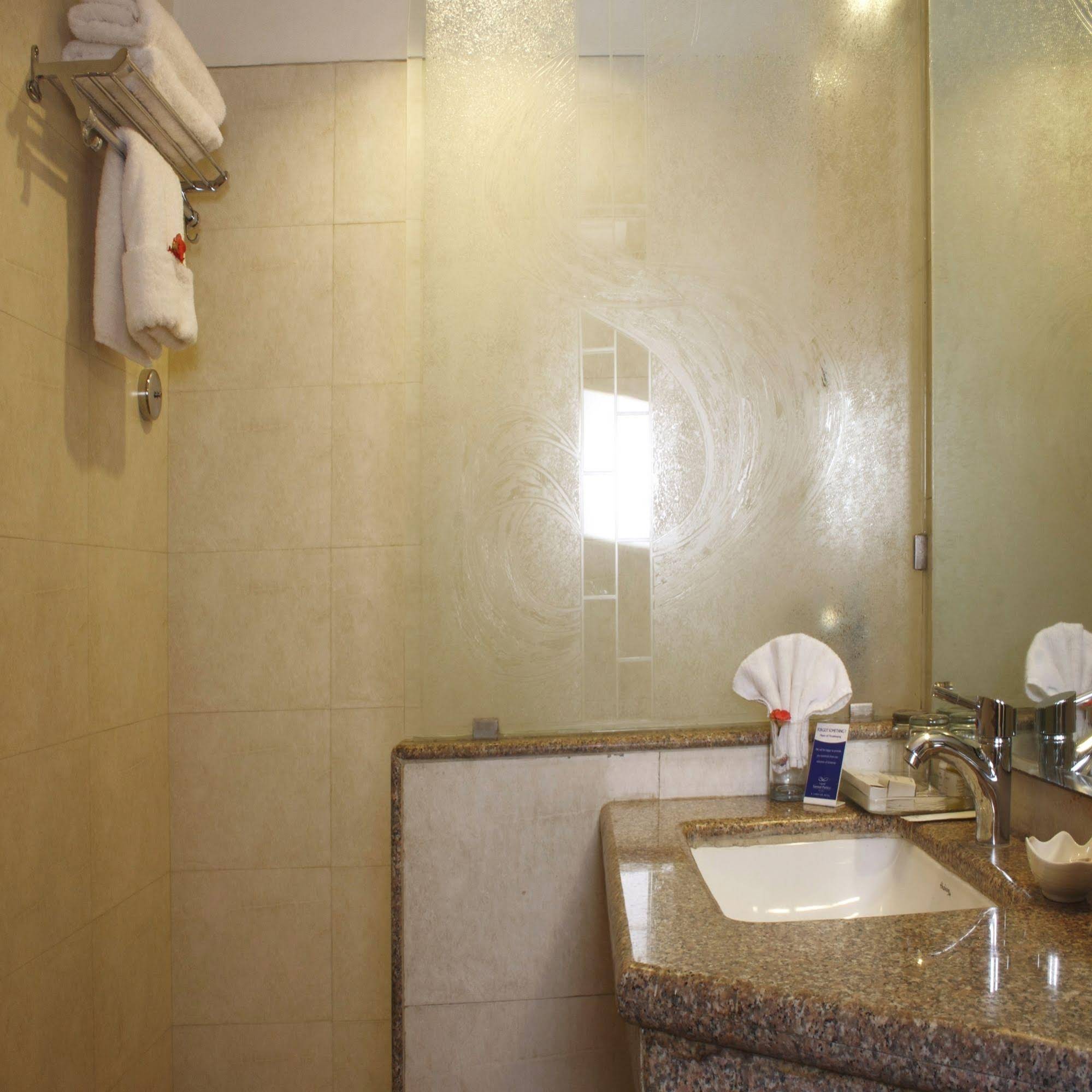 Legend Sarovar Portico