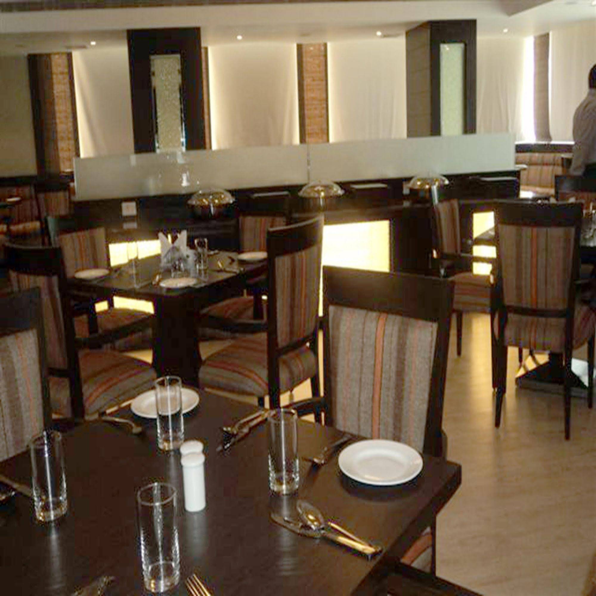 Legend Sarovar Portico