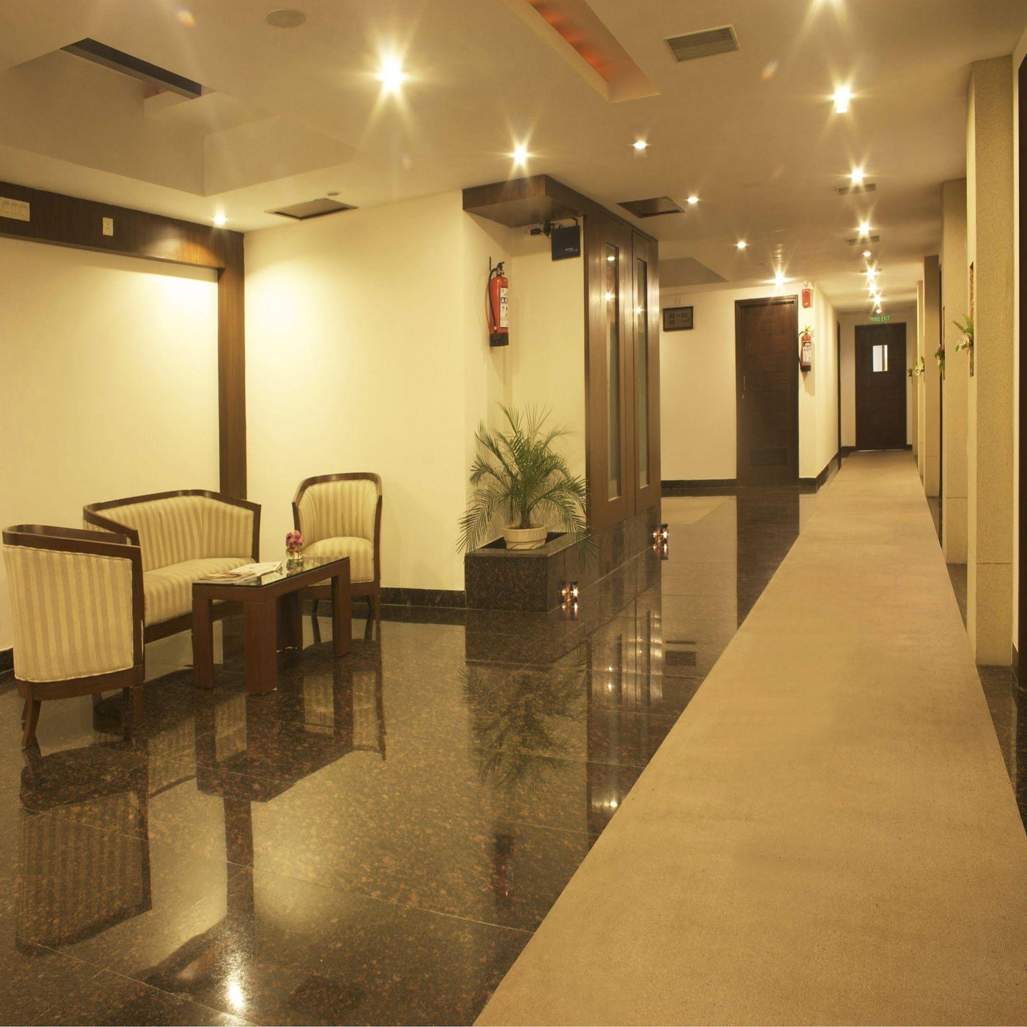 Legend Sarovar Portico