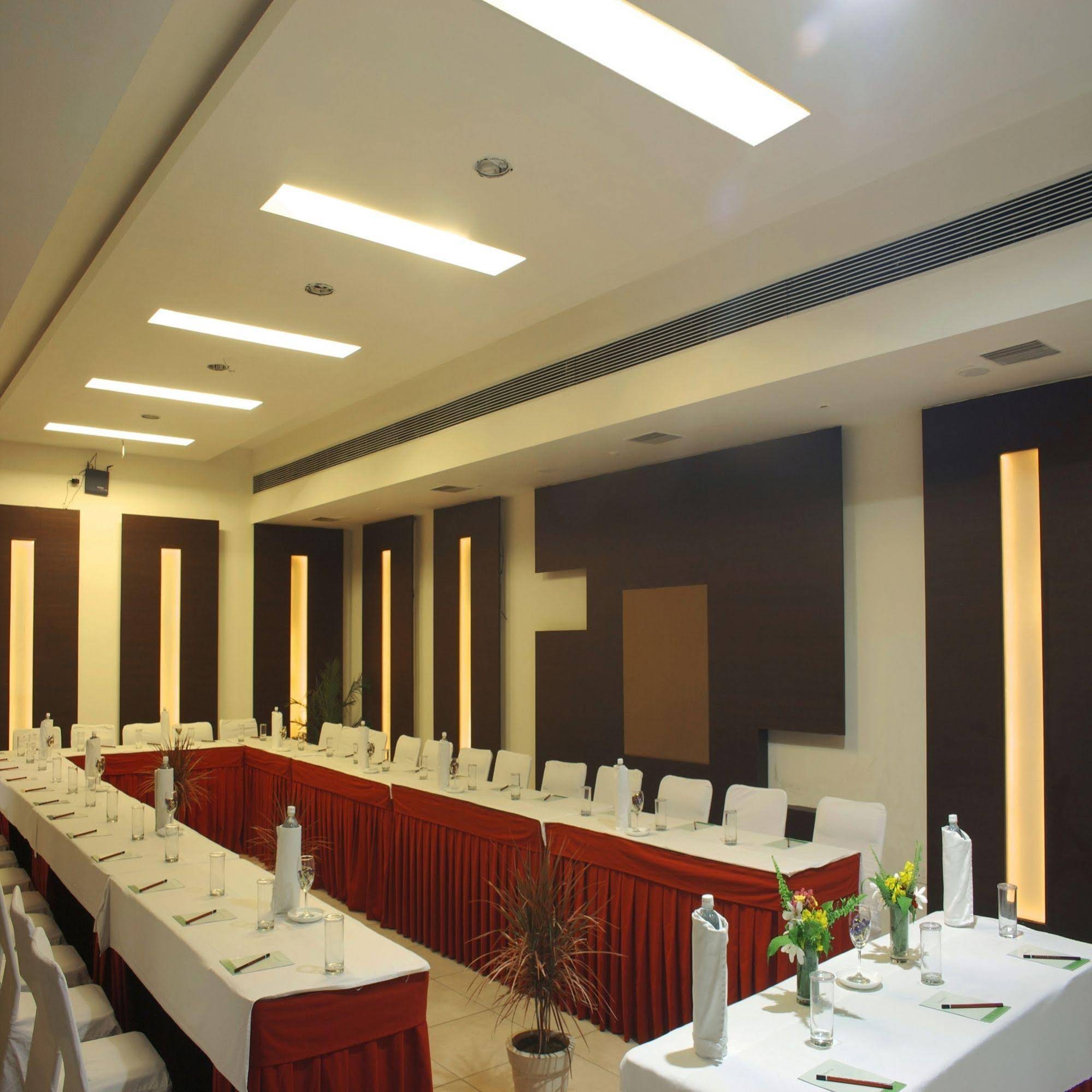 Legend Sarovar Portico
