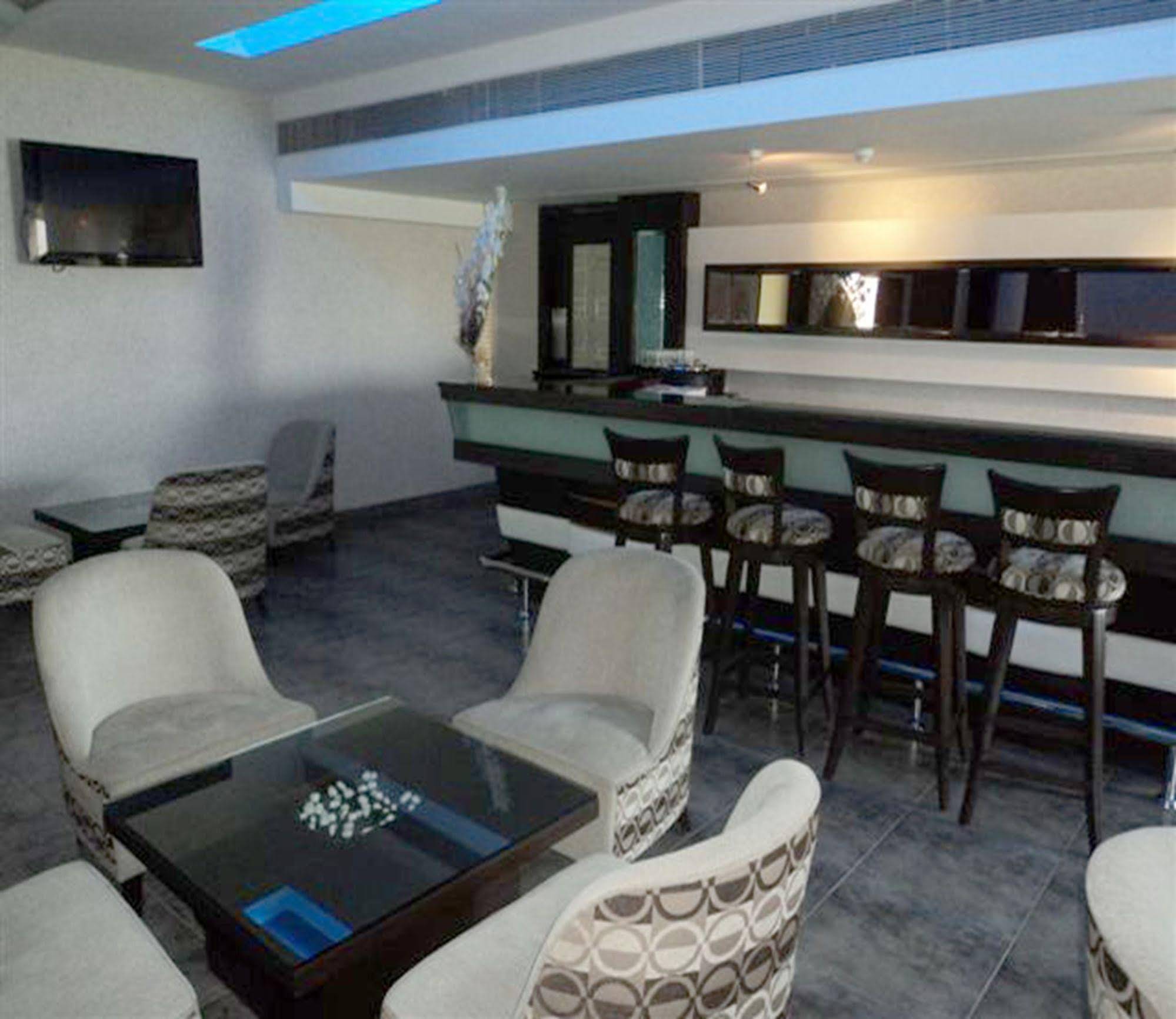 Legend Sarovar Portico