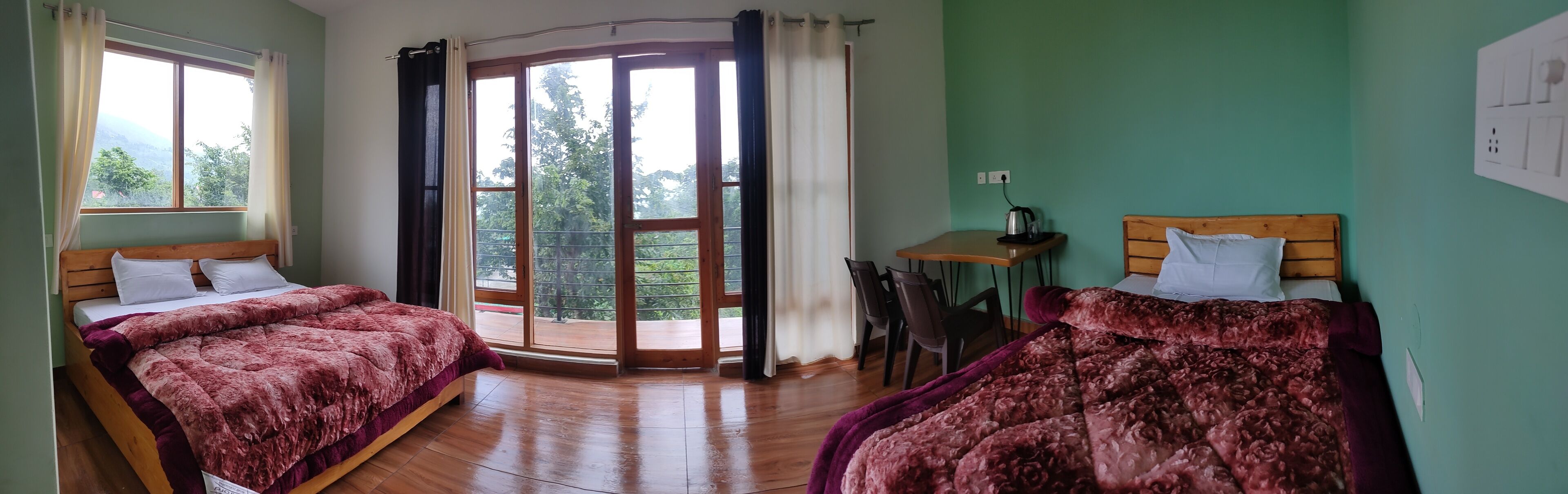 Flyscape Hostel