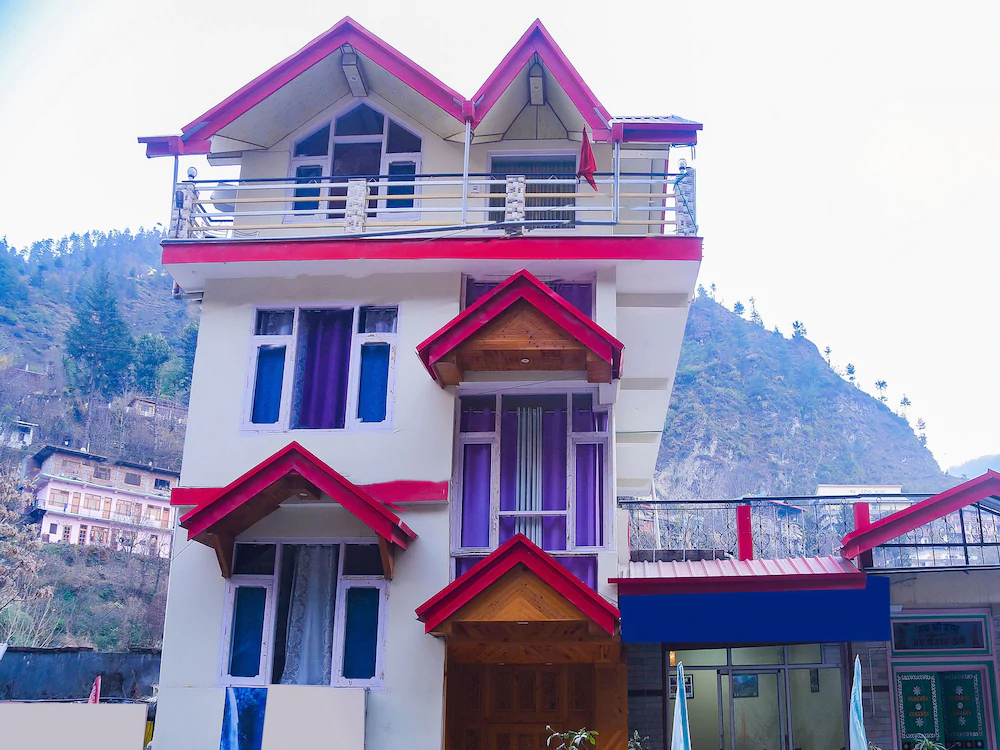 Hotel Mansarovar by OYO