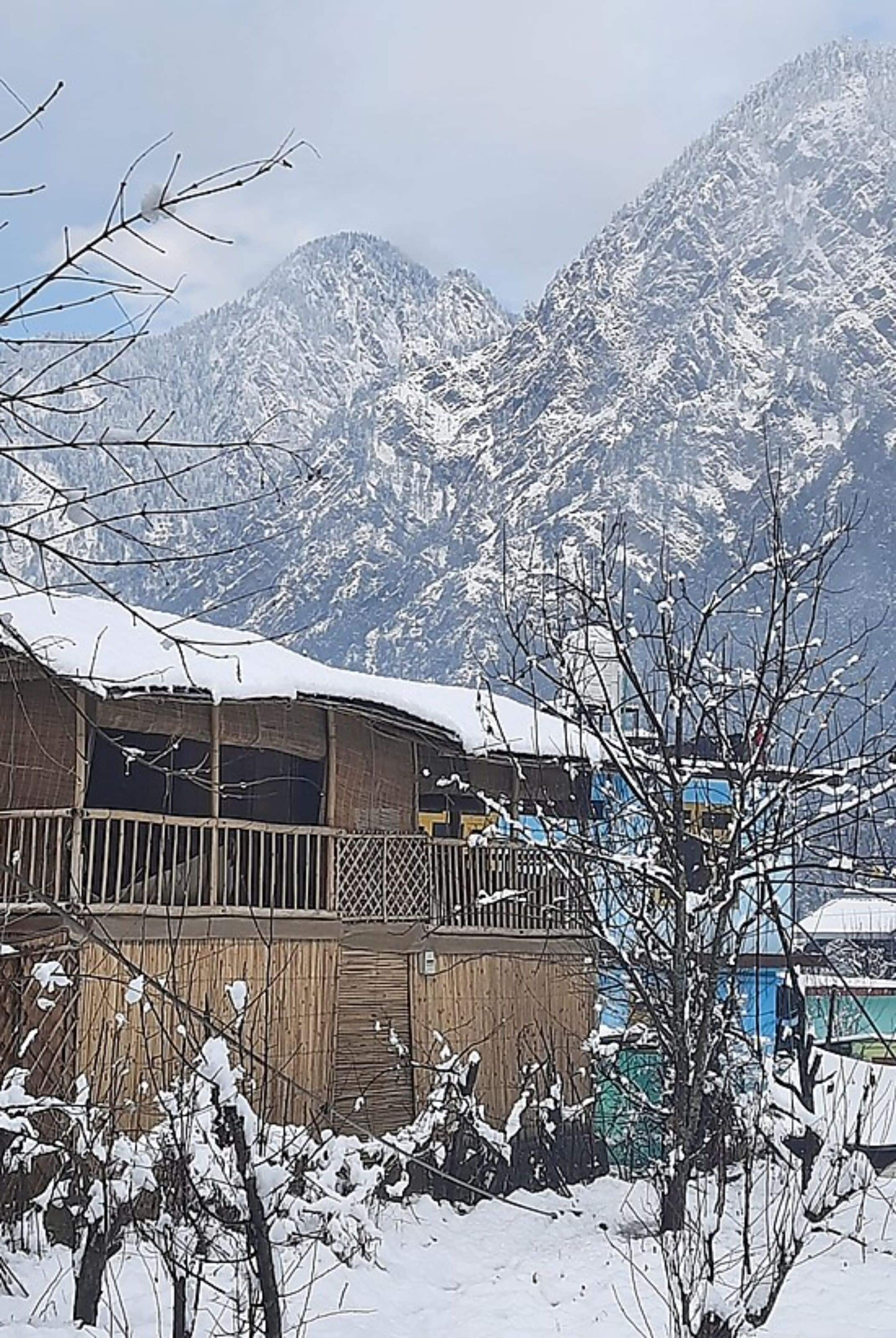 Goroomgo Kasol Huts Kullu