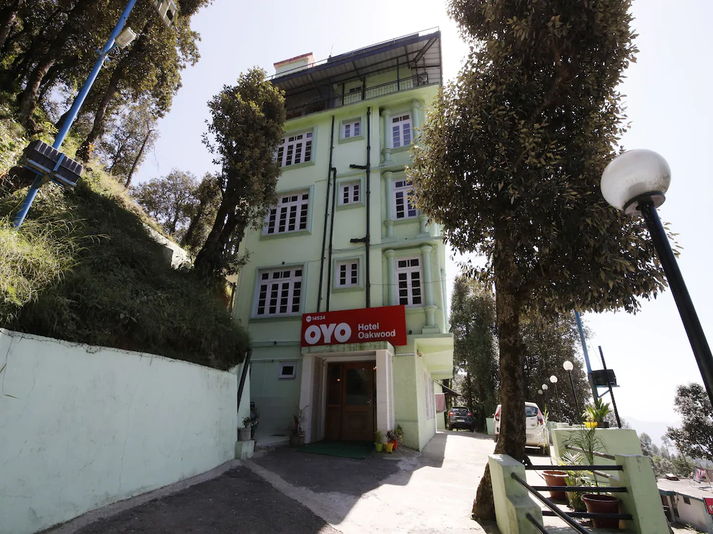 OYO 14534 Hotel Oakwood