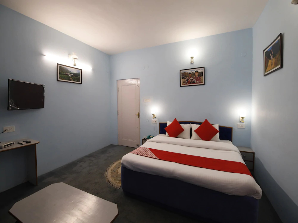 OYO 14534 Hotel Oakwood