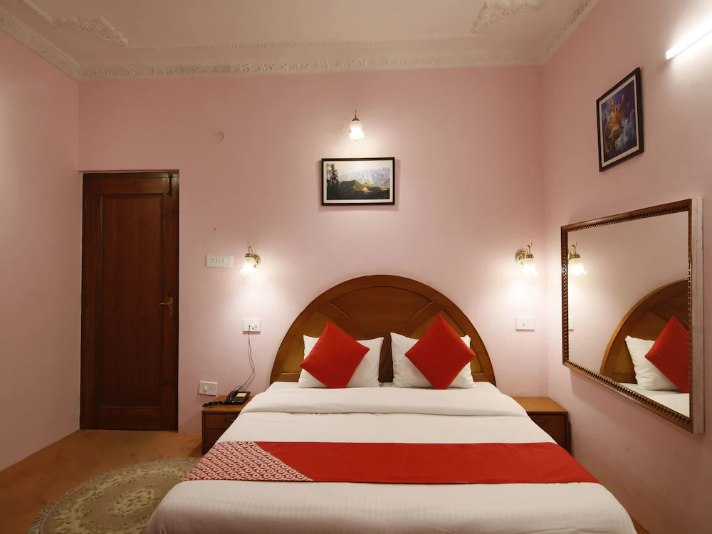OYO 14534 Hotel Oakwood