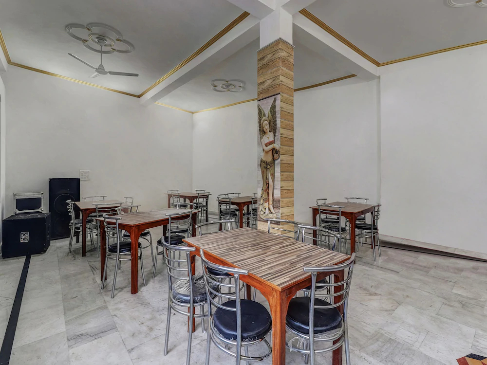 Hotel Rudransh by OYO Rooms