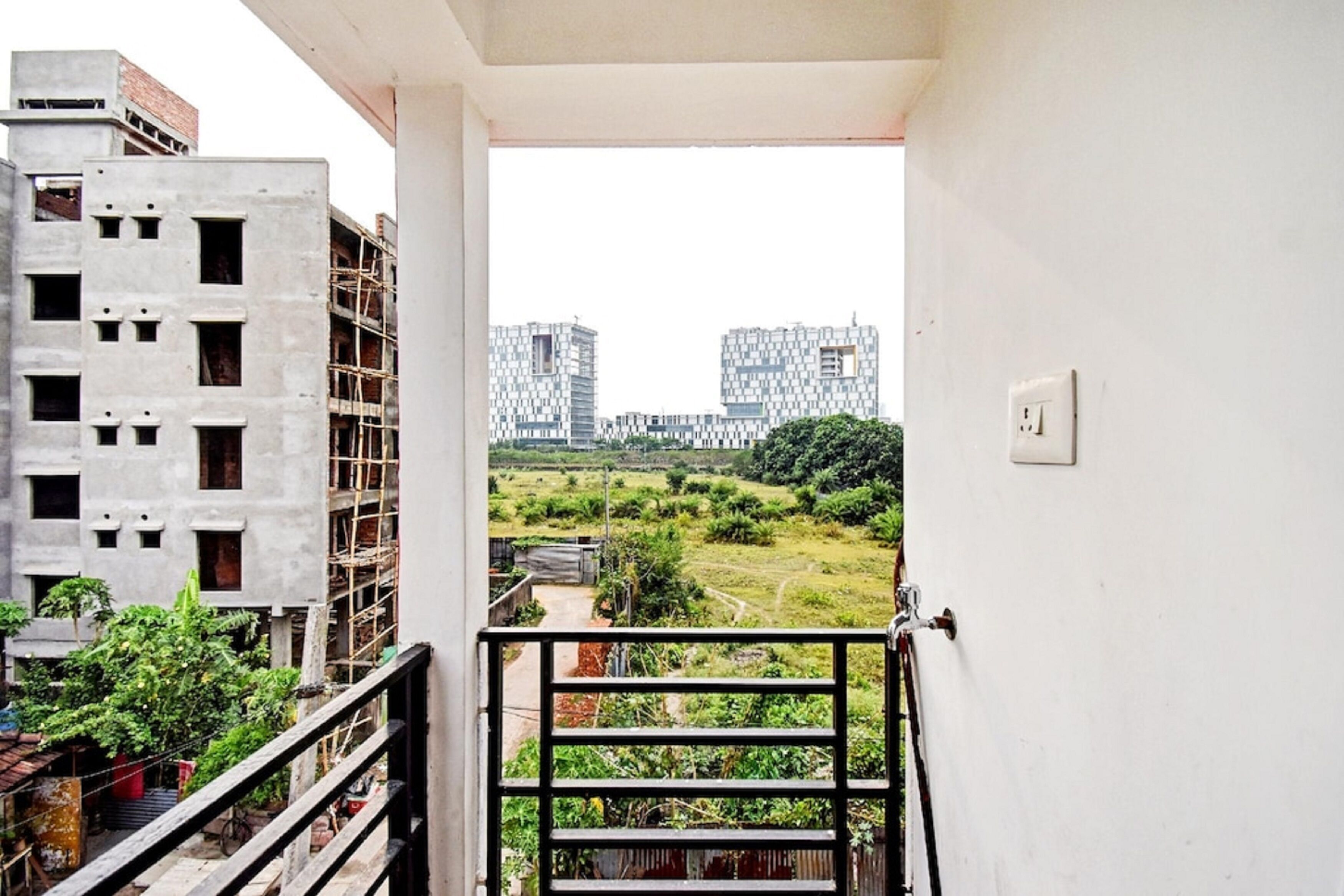 Goroomgo Heart Of South Dumdum Kolkata