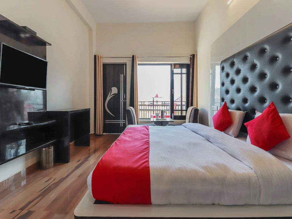 Hotel Grand Hills By OYO Rooms