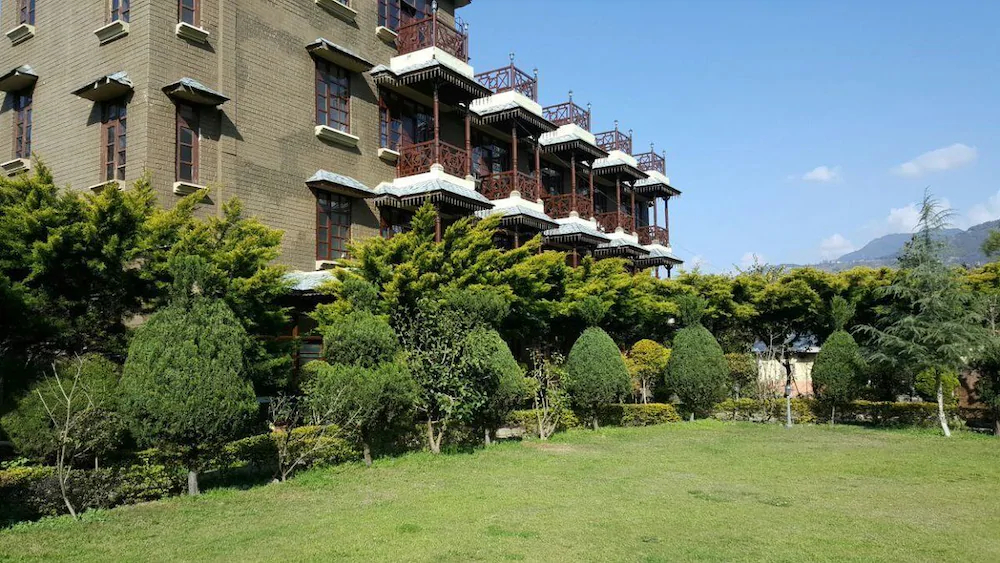 Blossoms Village Resort