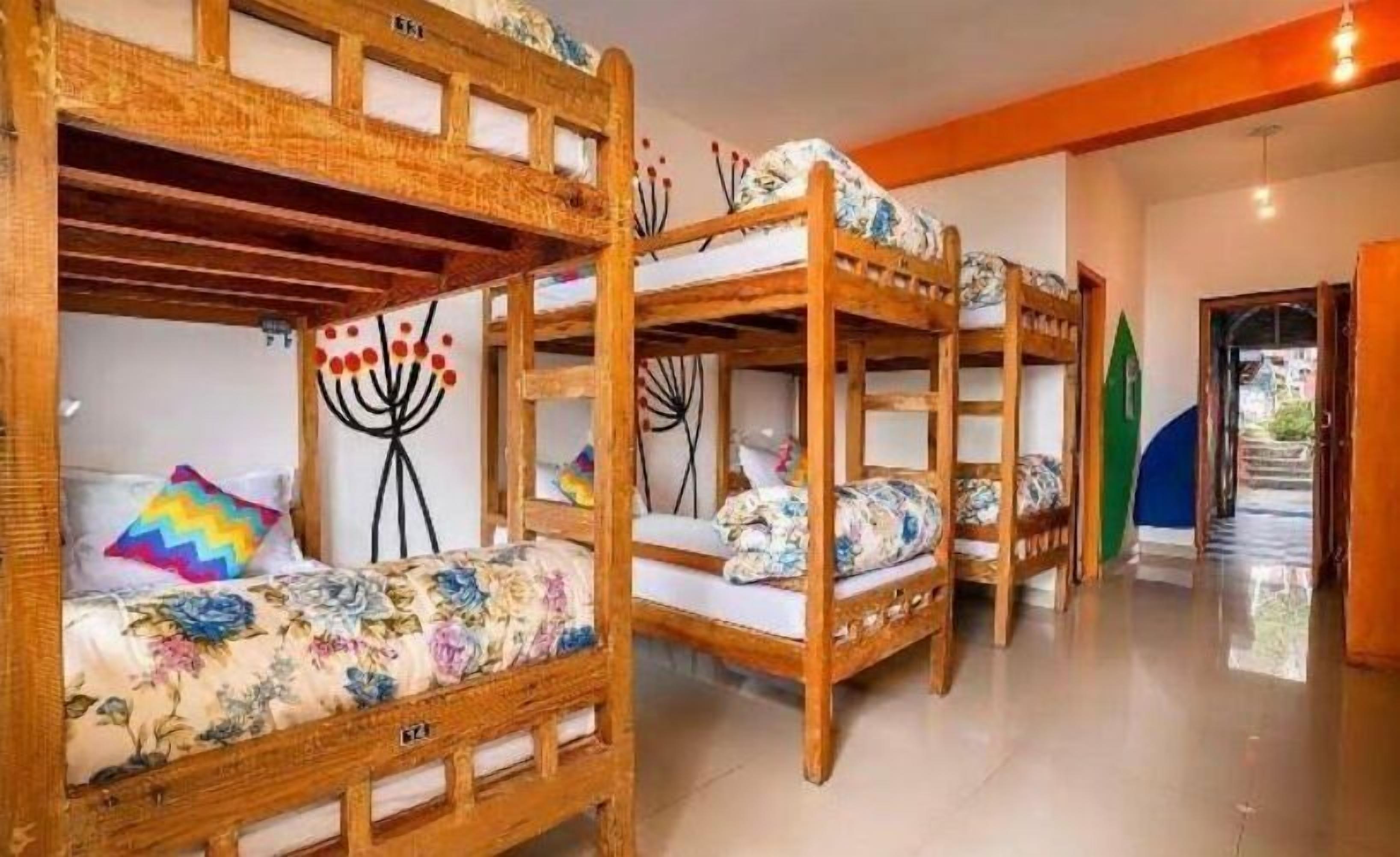Hostel Hikers World