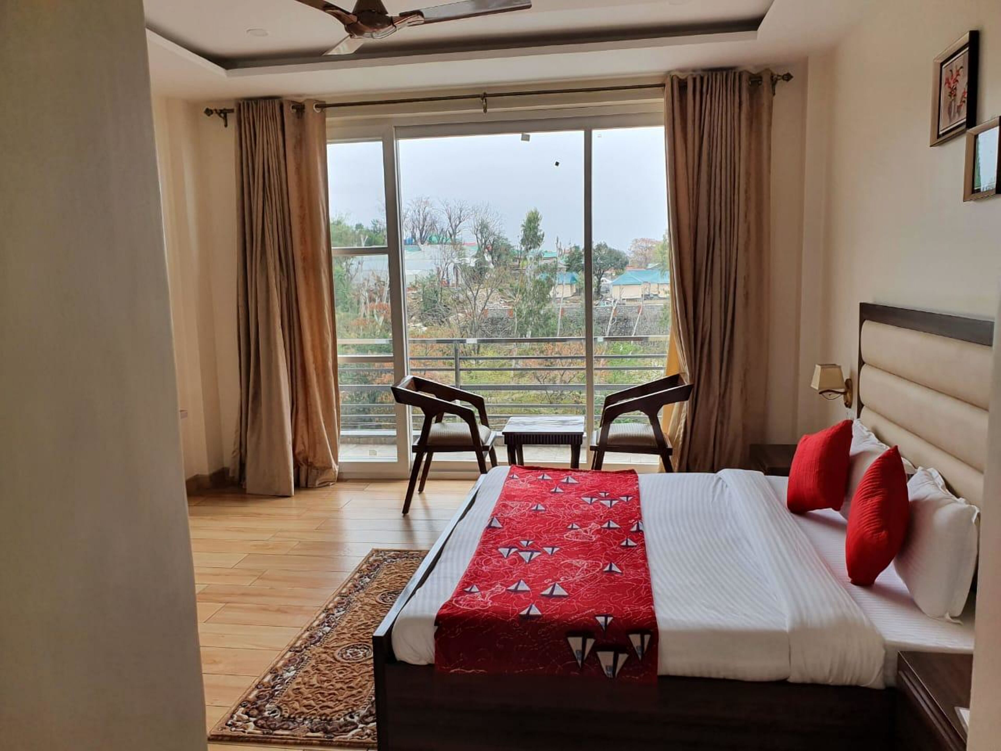 Serene Suites