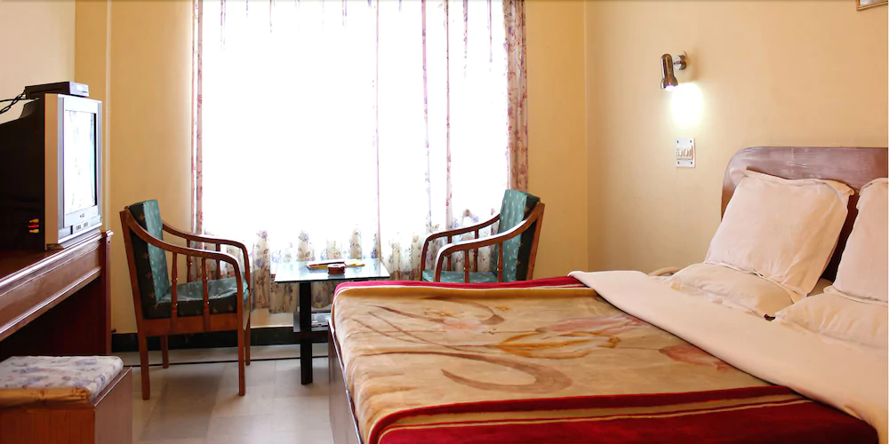 Hotel Falcon Crest by OYO Rooms