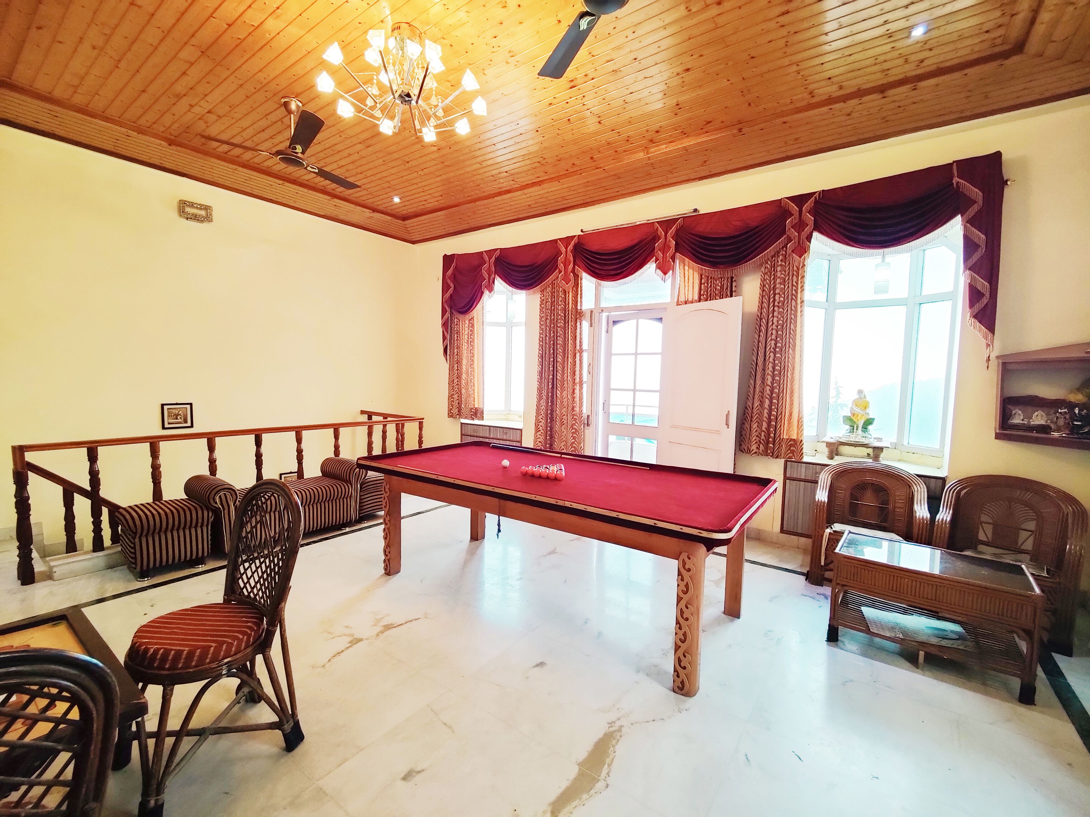 Hotel Madhuvan