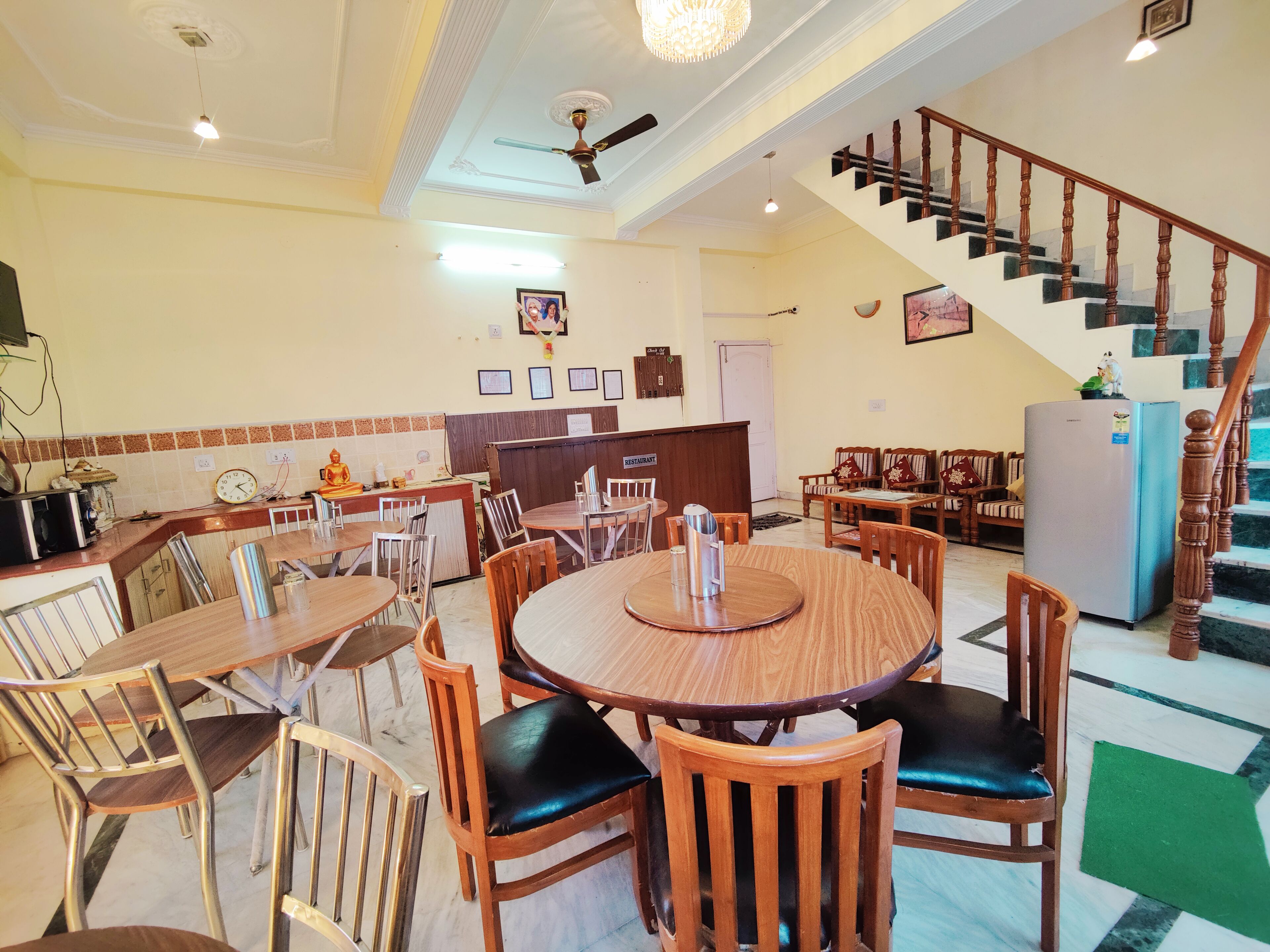 Hotel Madhuvan