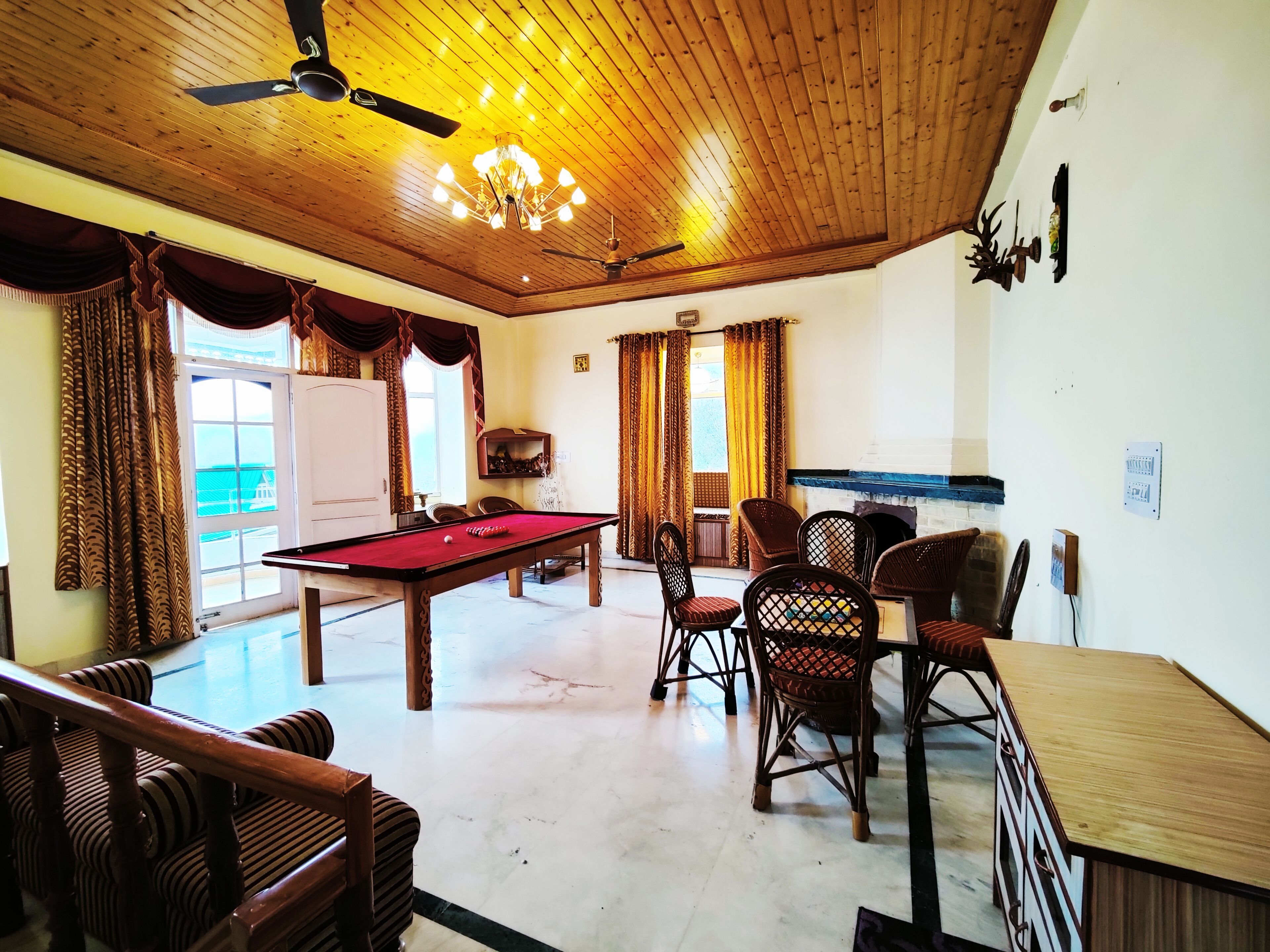 Hotel Madhuvan