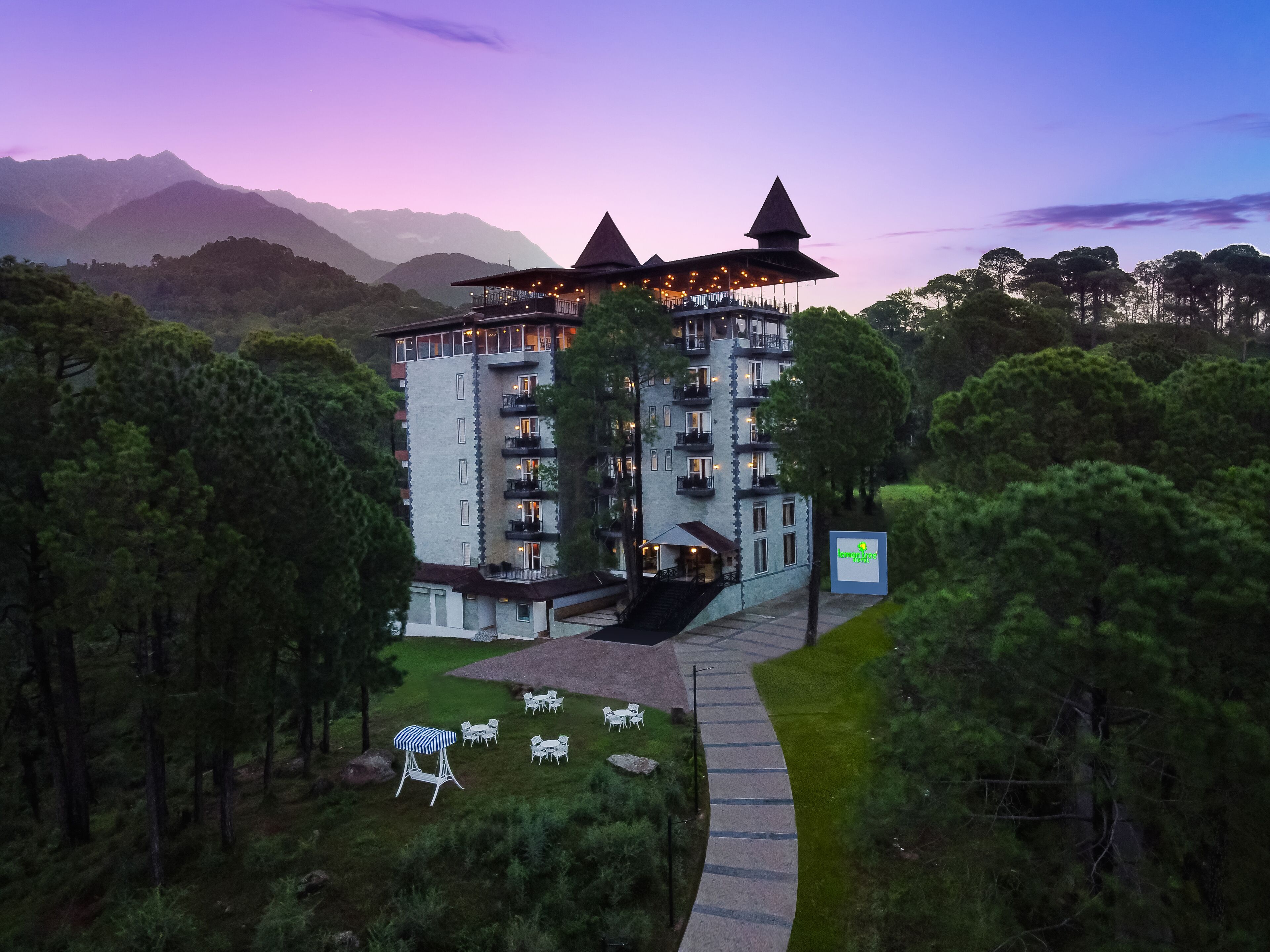 Lemon Tree Hotel Mcleodganj
